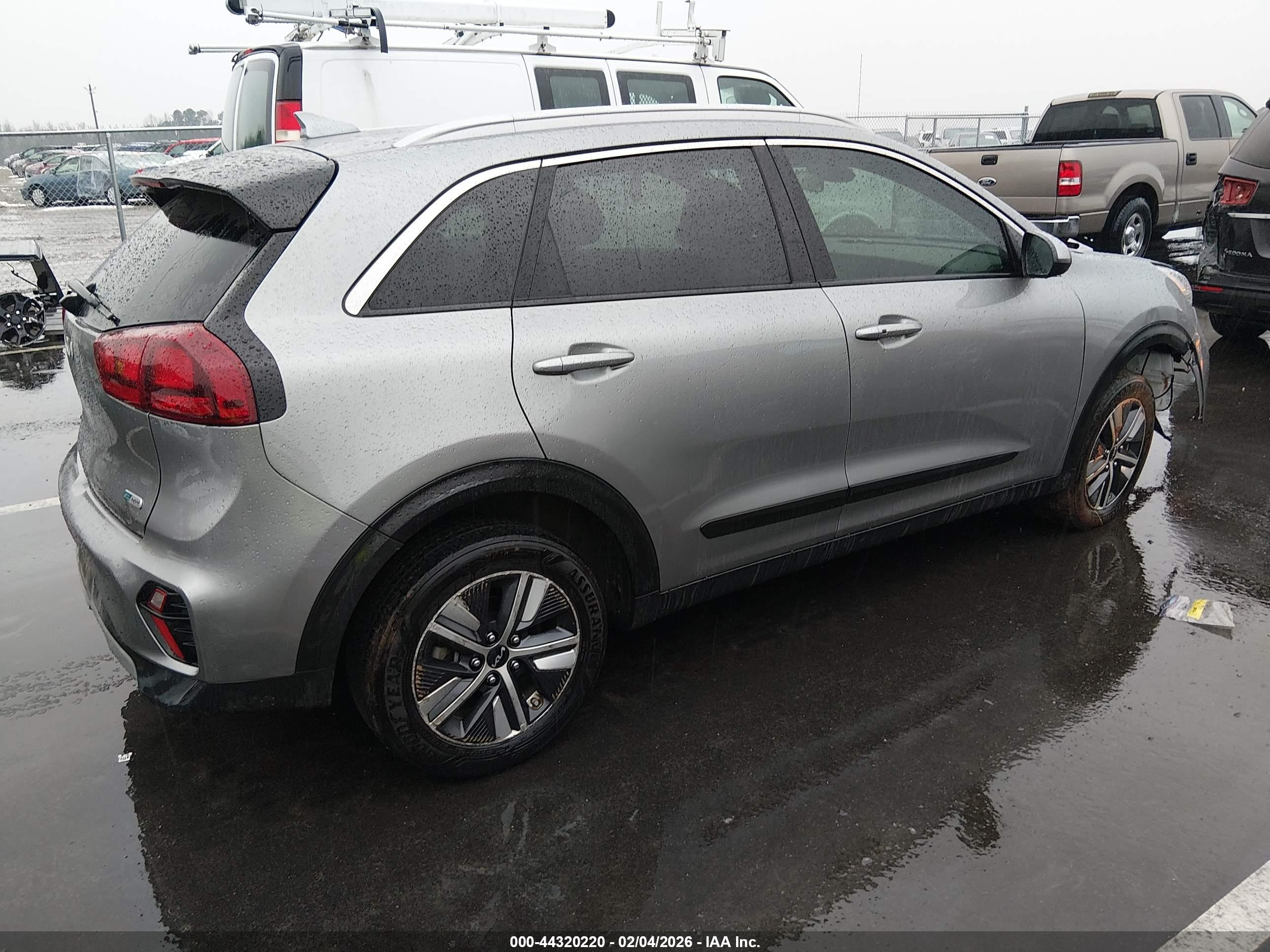 KIA NIRO image 4