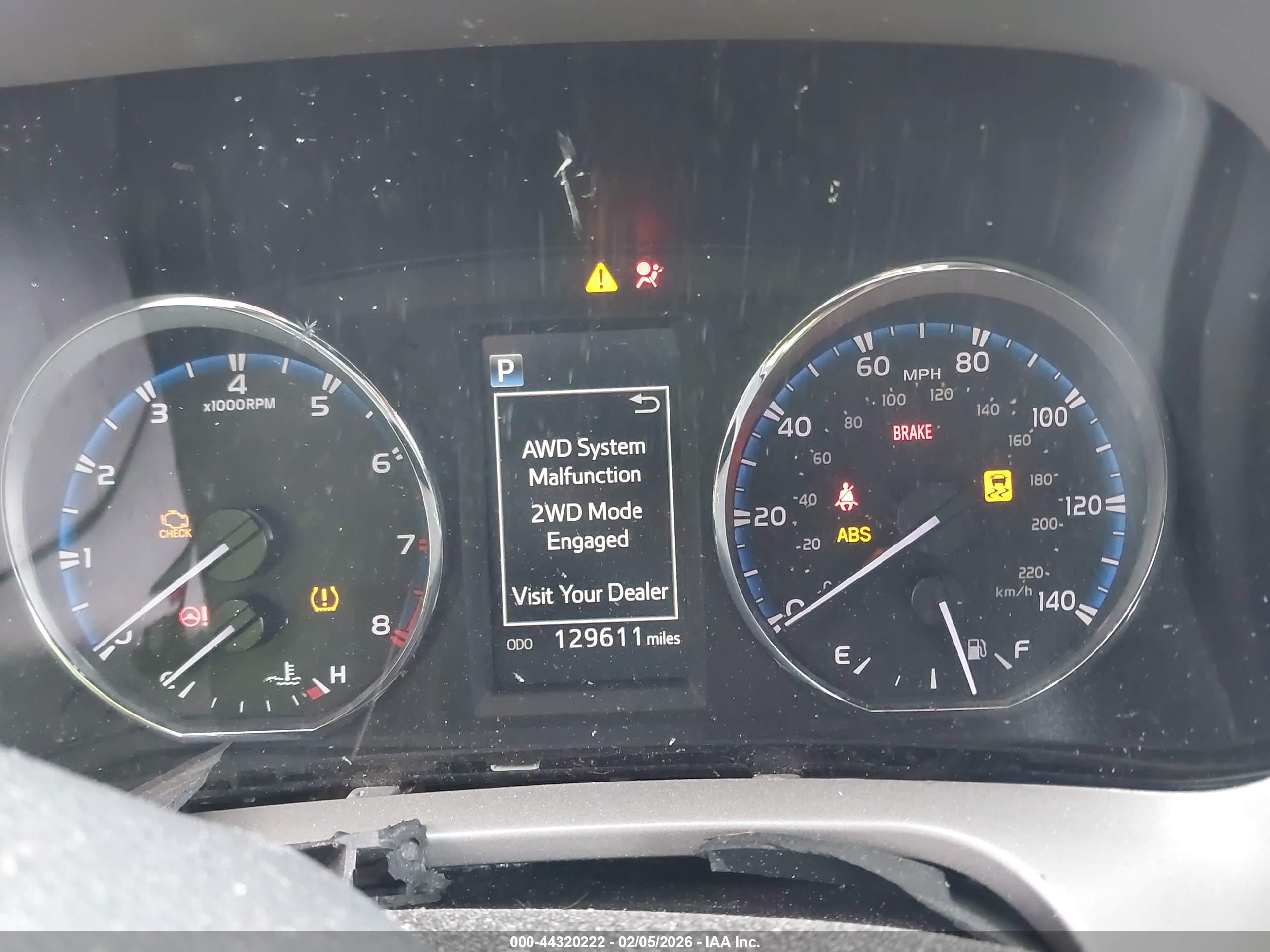 TOYOTA RAV4 image 7