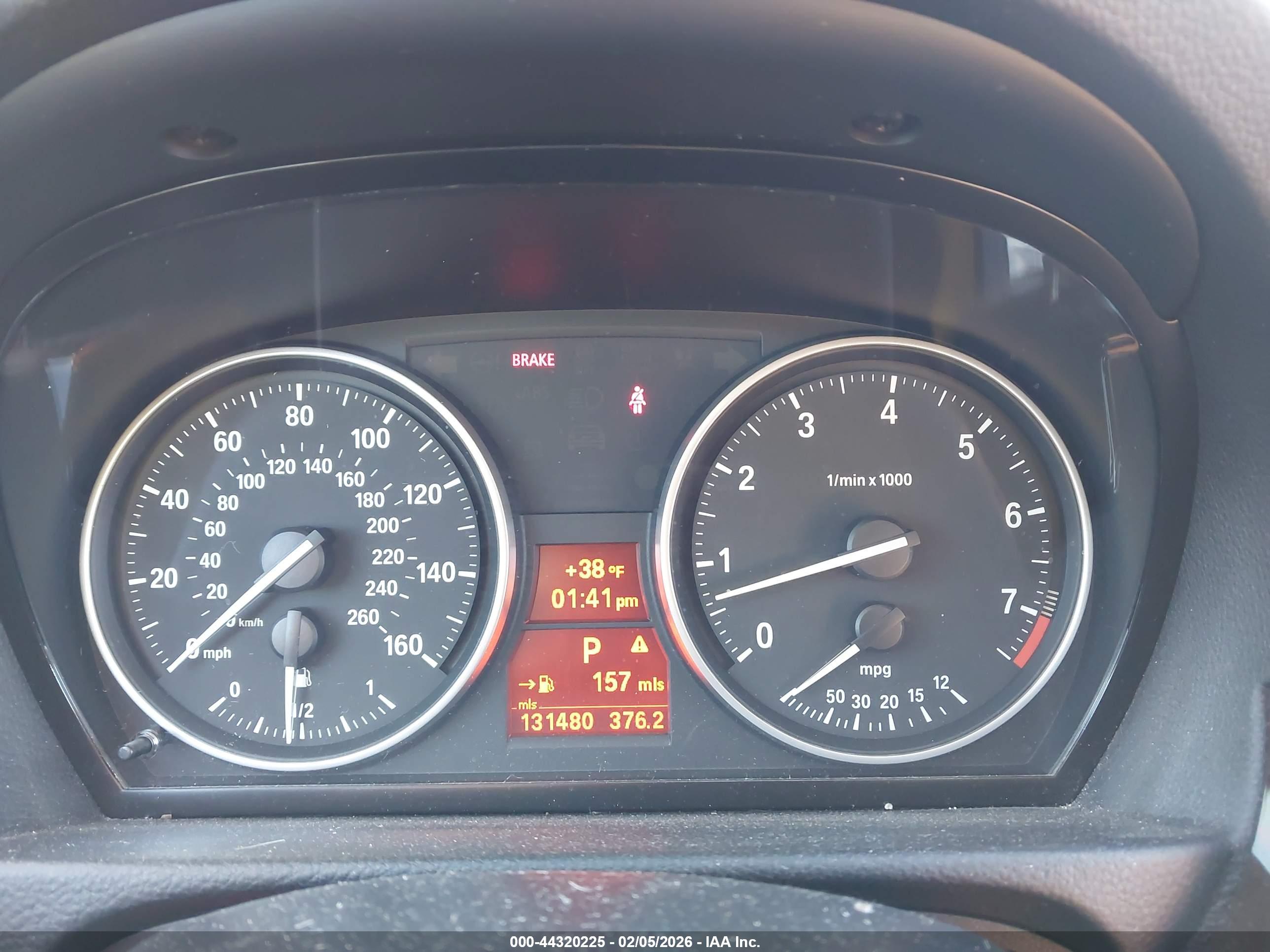 BMW 328I image 7