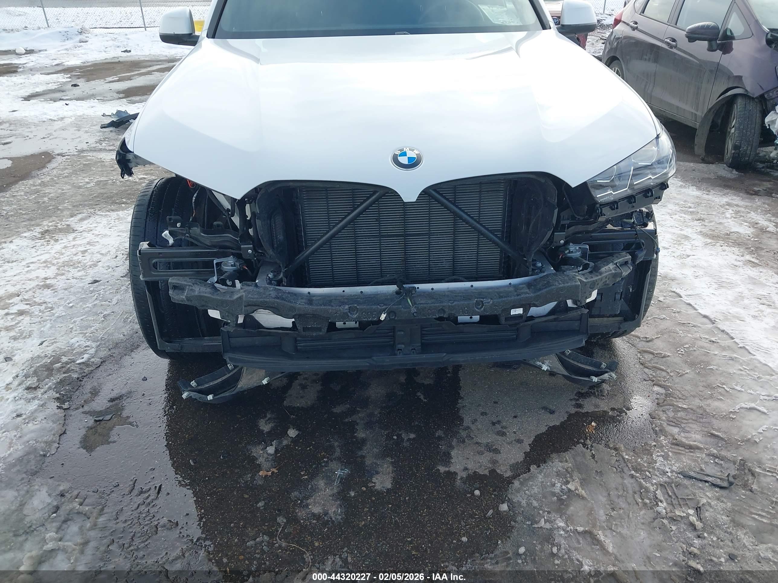 BMW X5 image 6