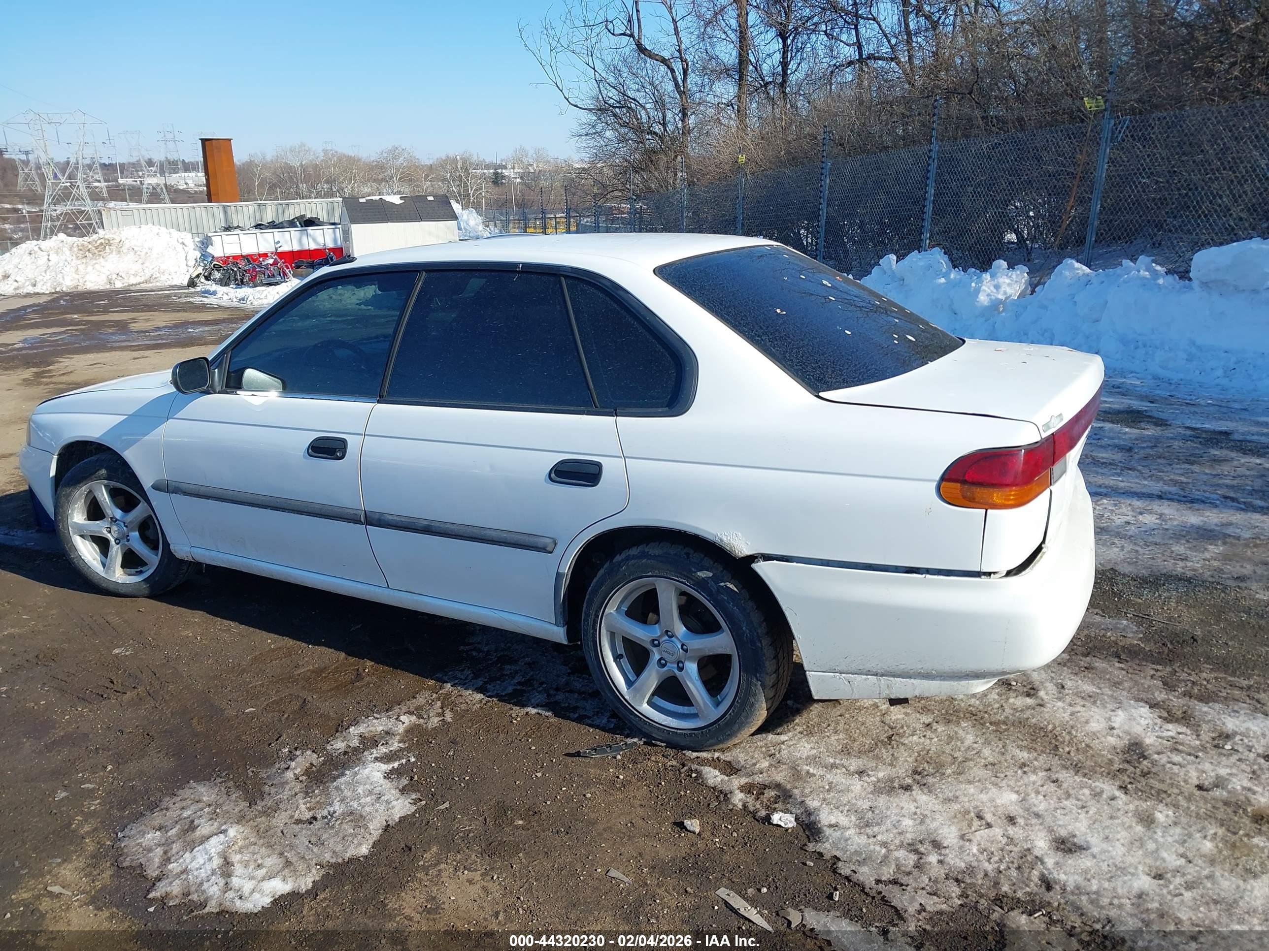 SUBARU LEGACY image 3