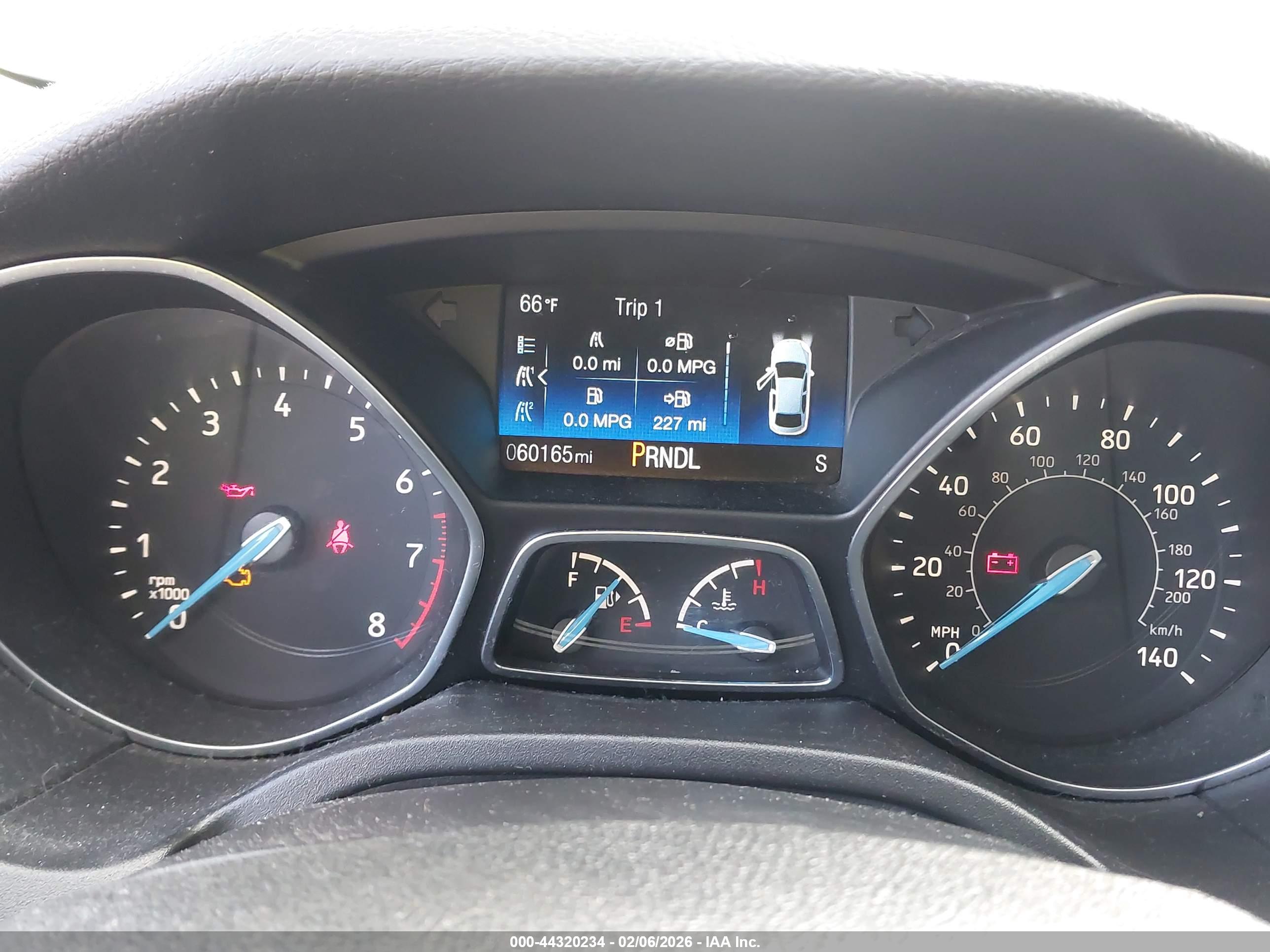 FORD FOCUS image 7