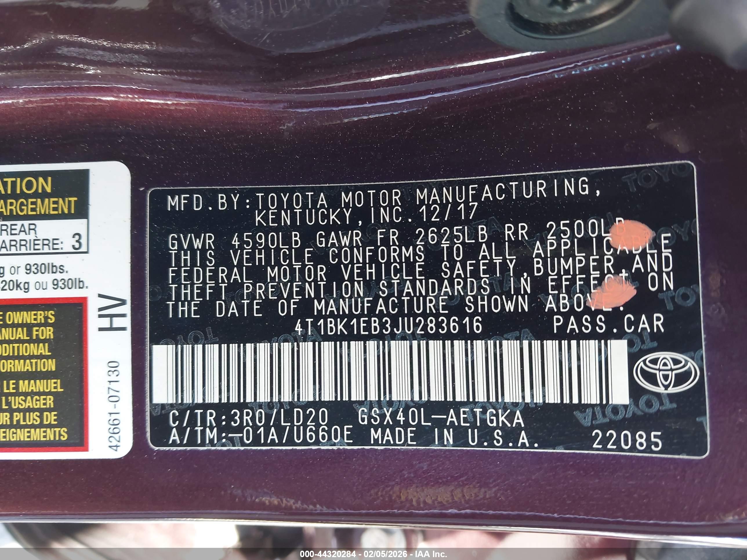 TOYOTA AVALON image 9