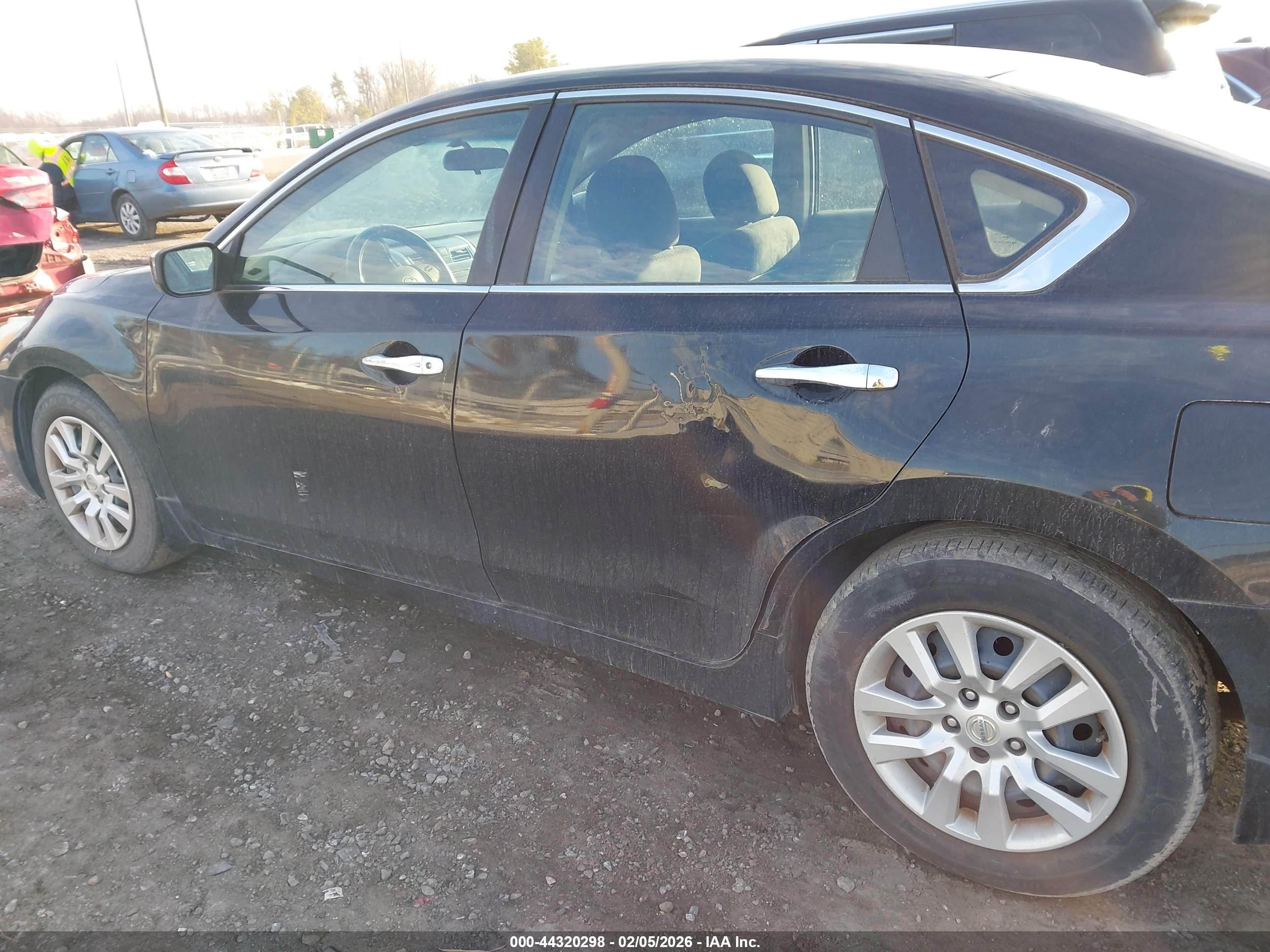NISSAN ALTIMA image 6
