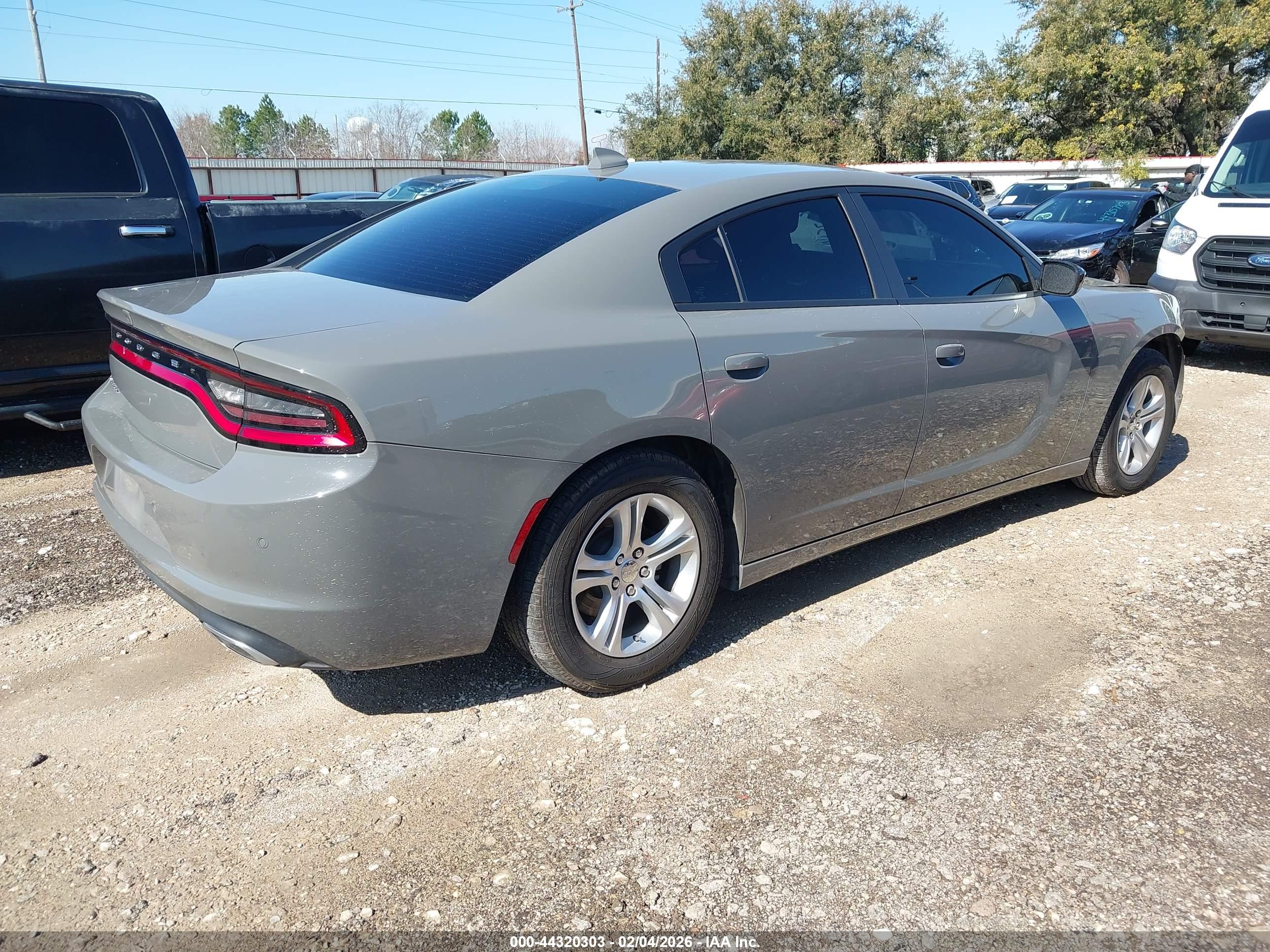 DODGE CHARGER image 4
