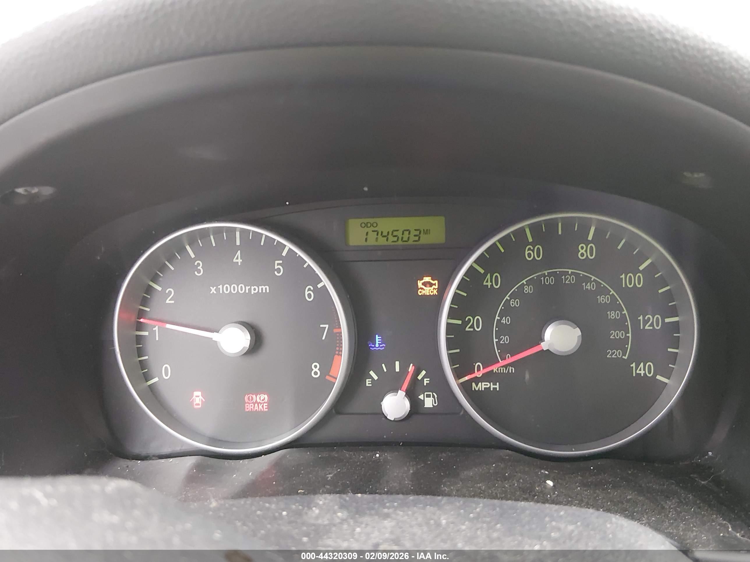 HYUNDAI ACCENT image 7