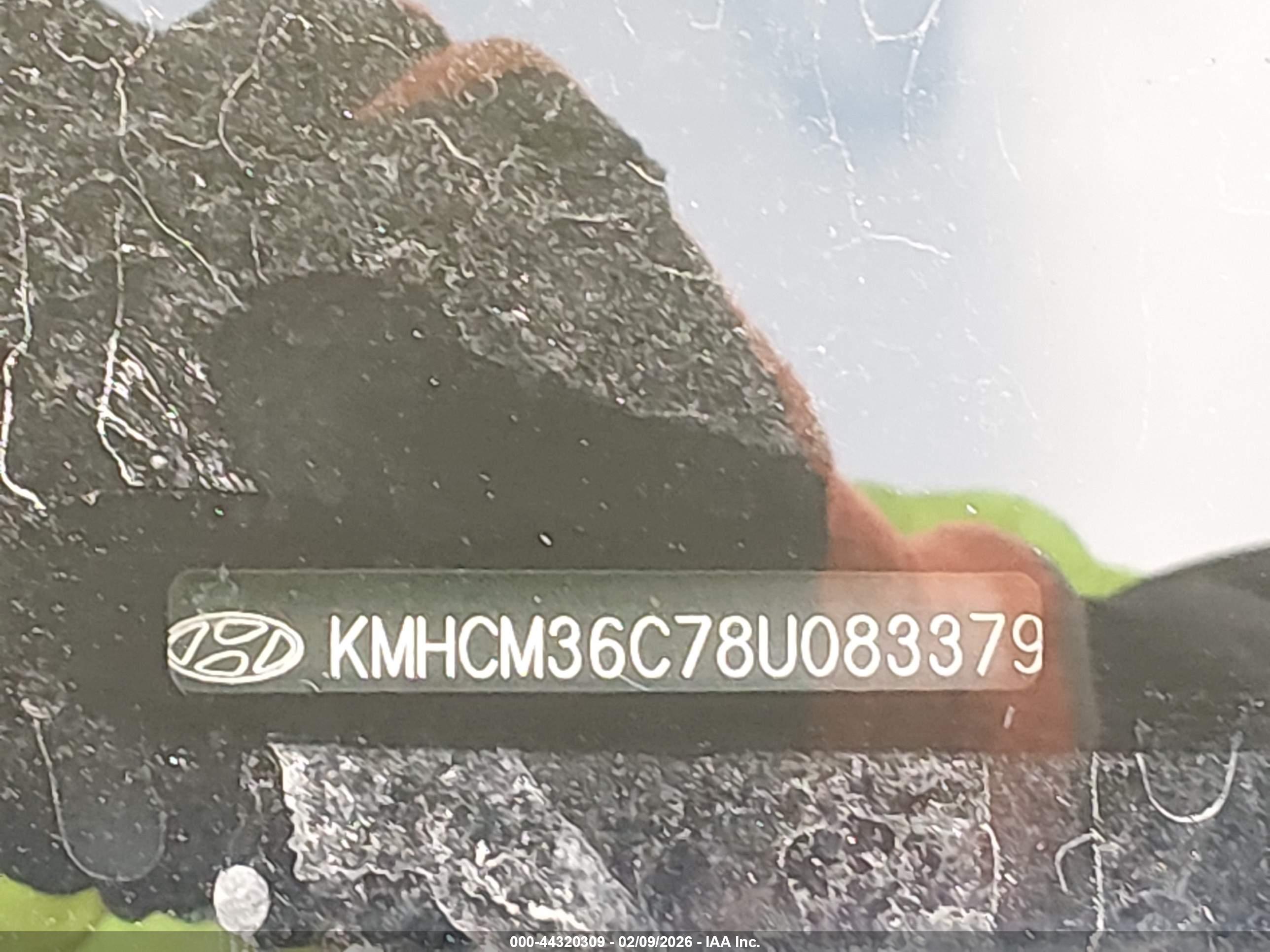 HYUNDAI ACCENT image 9