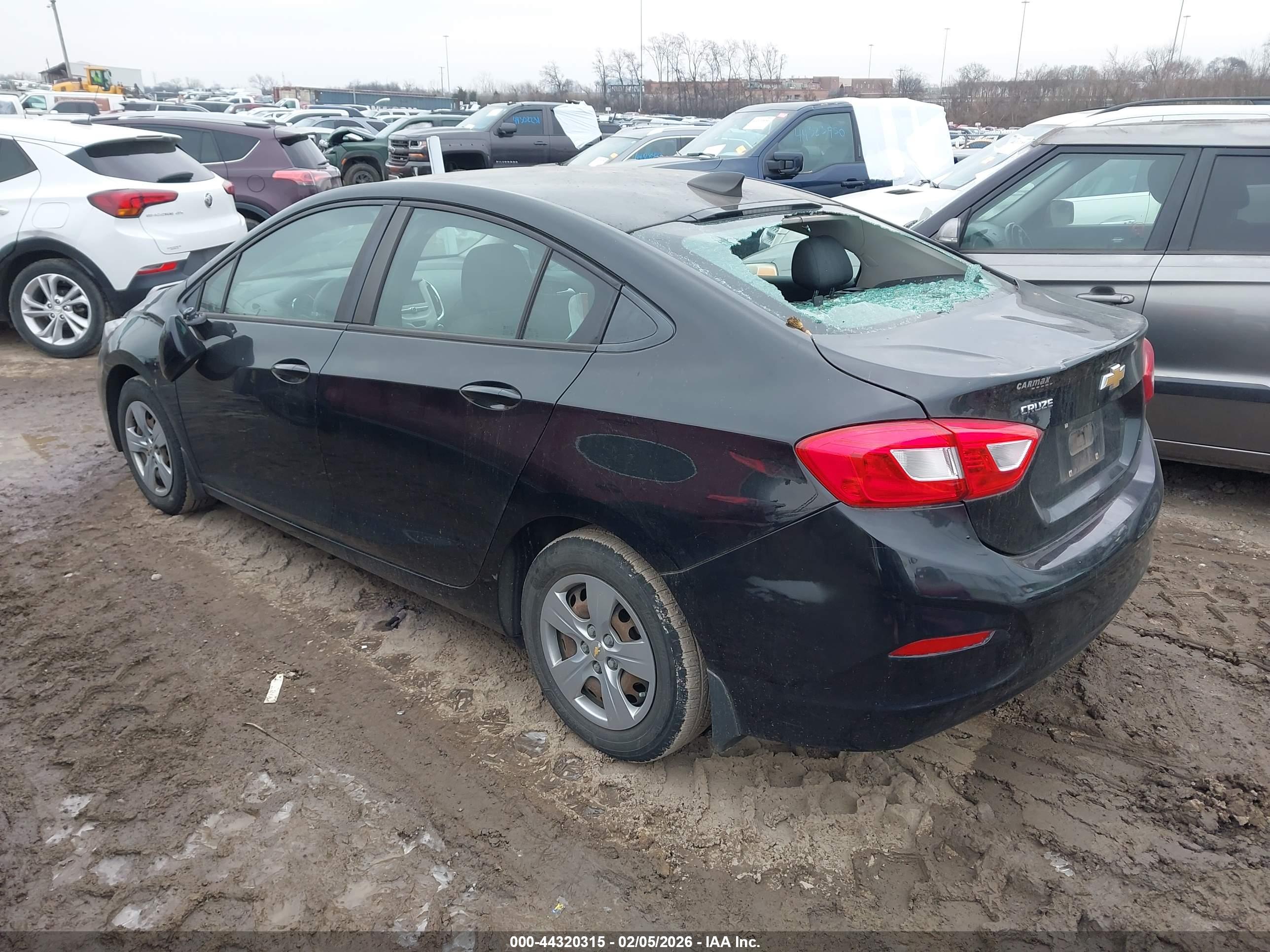 CHEVROLET CRUZE image 3
