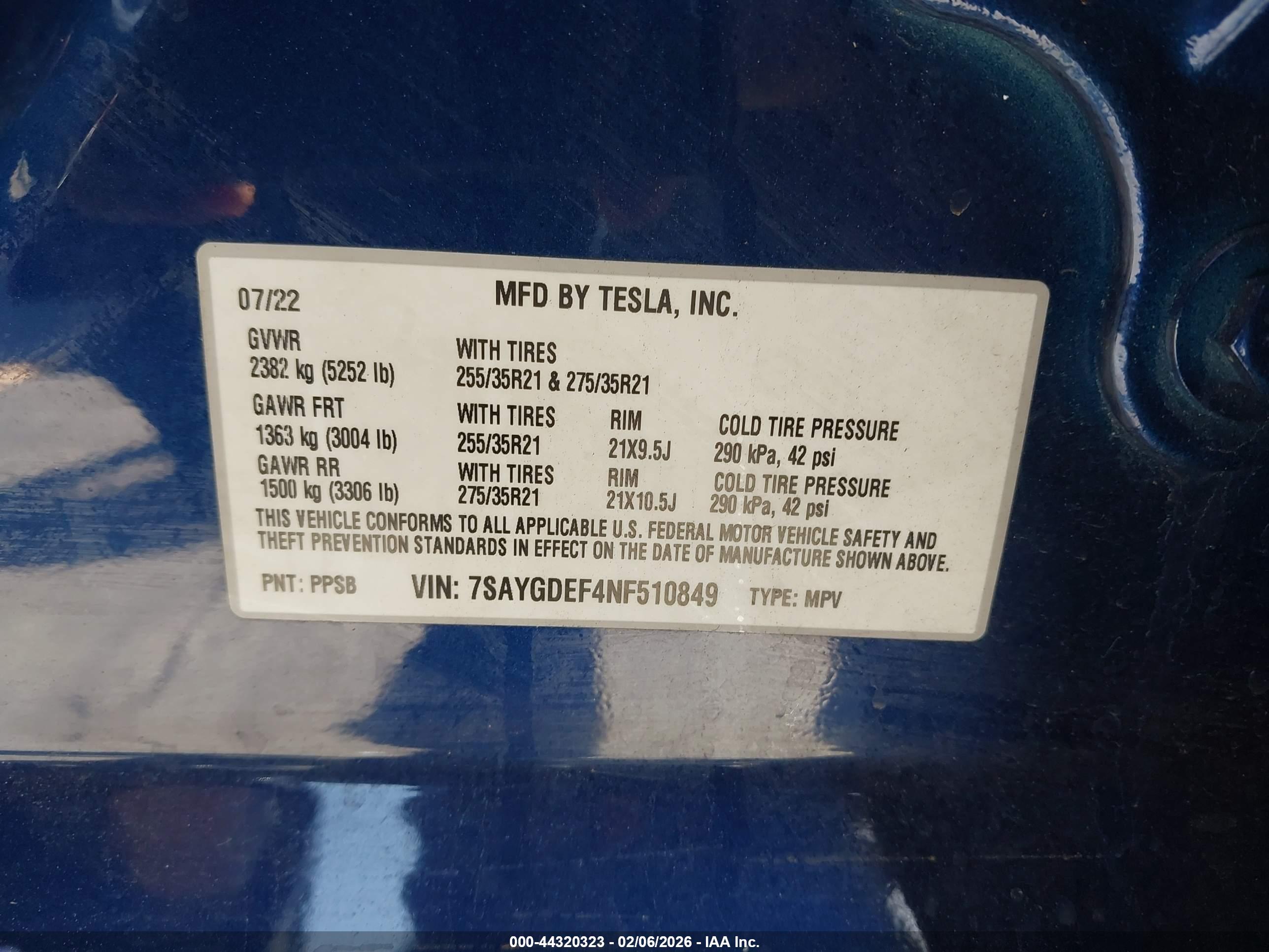 TESLA MODEL image 9