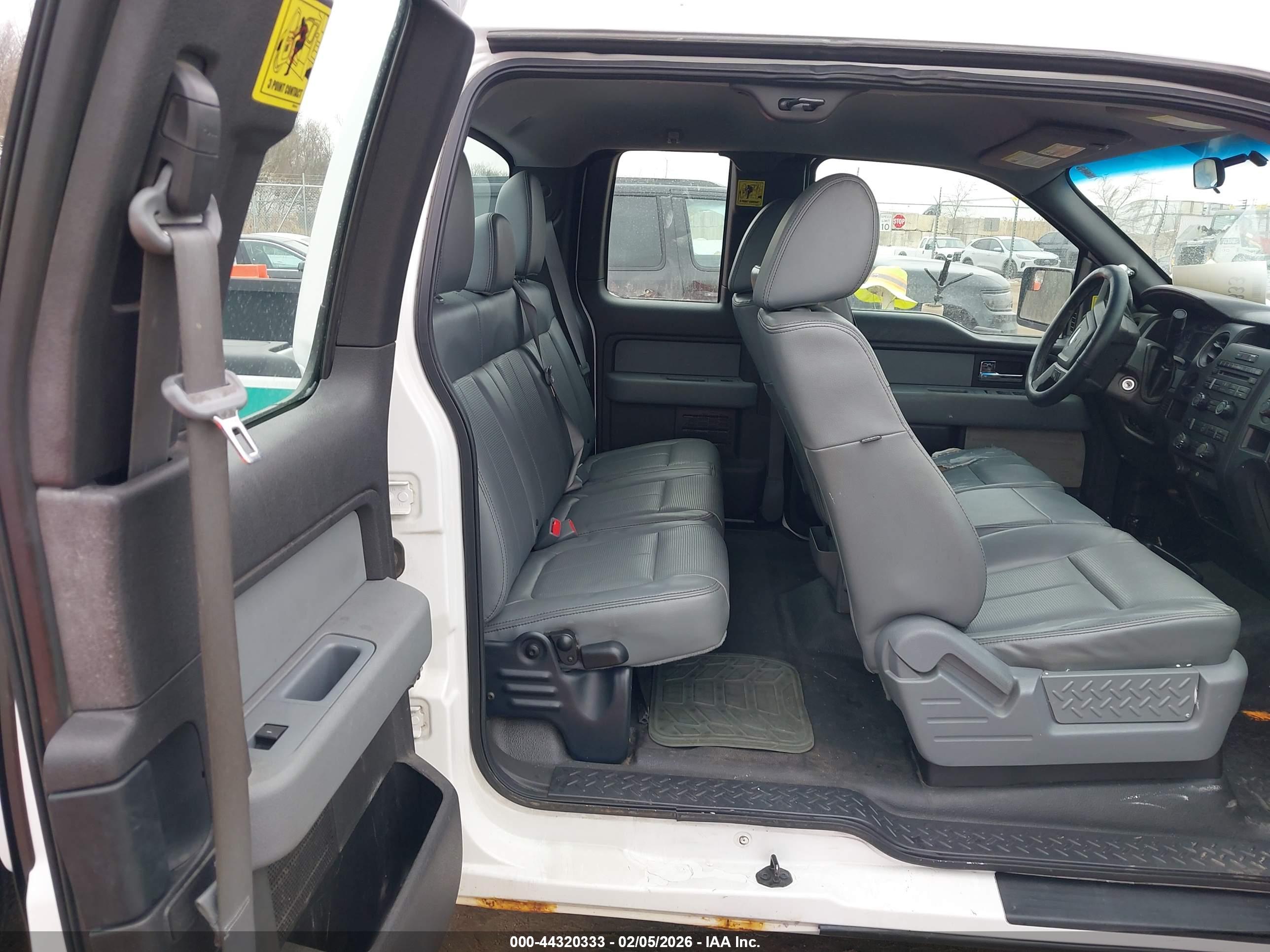 FORD F-150 image 8