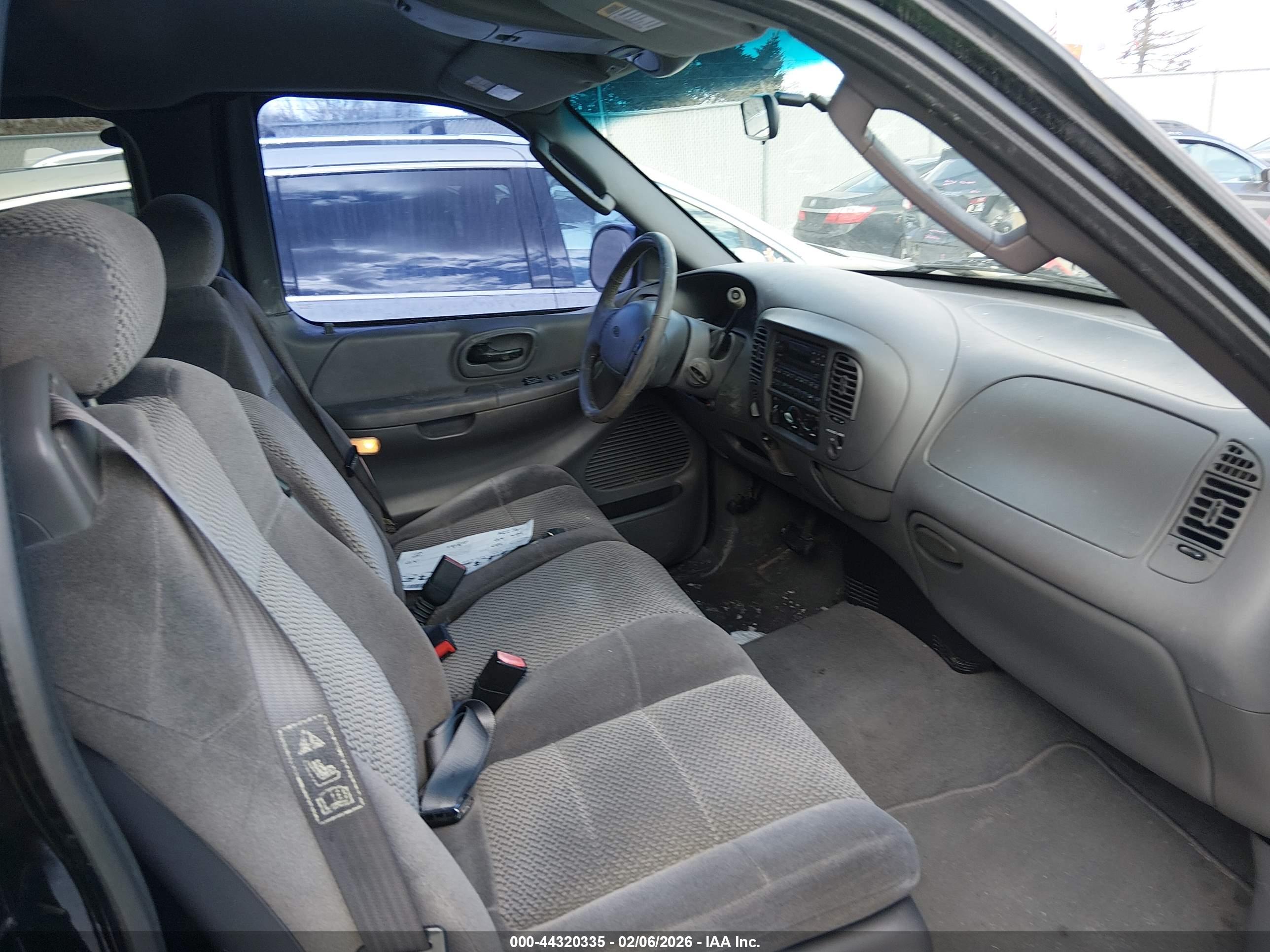 FORD F-150 image 5