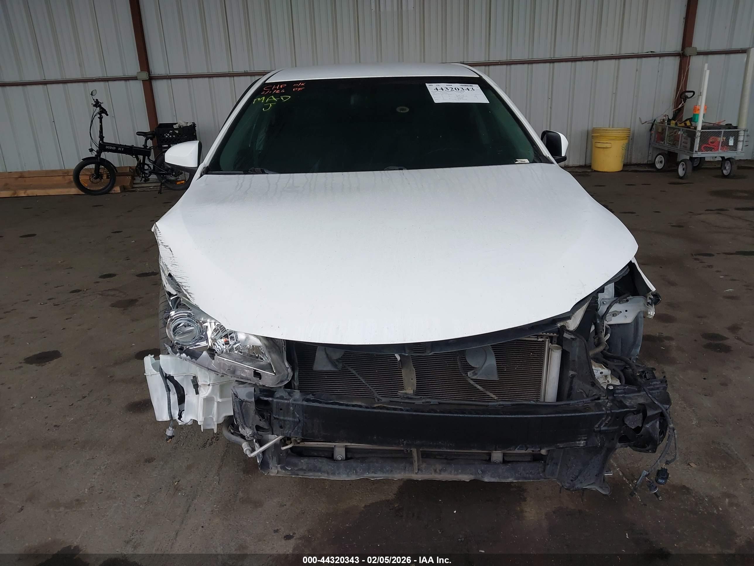 TOYOTA CAMRY image 6