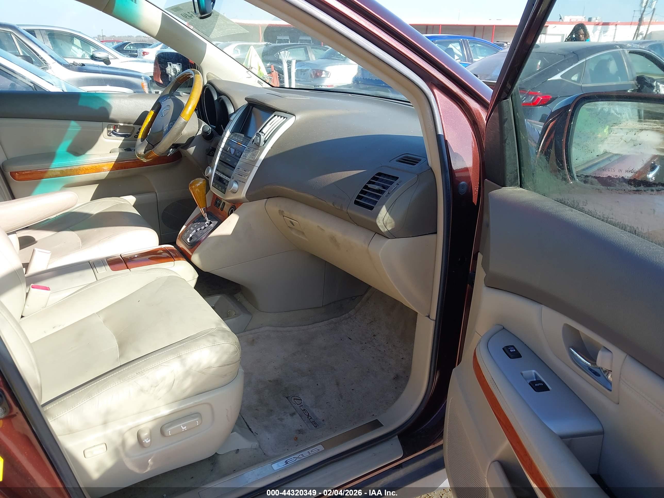 LEXUS RX image 5