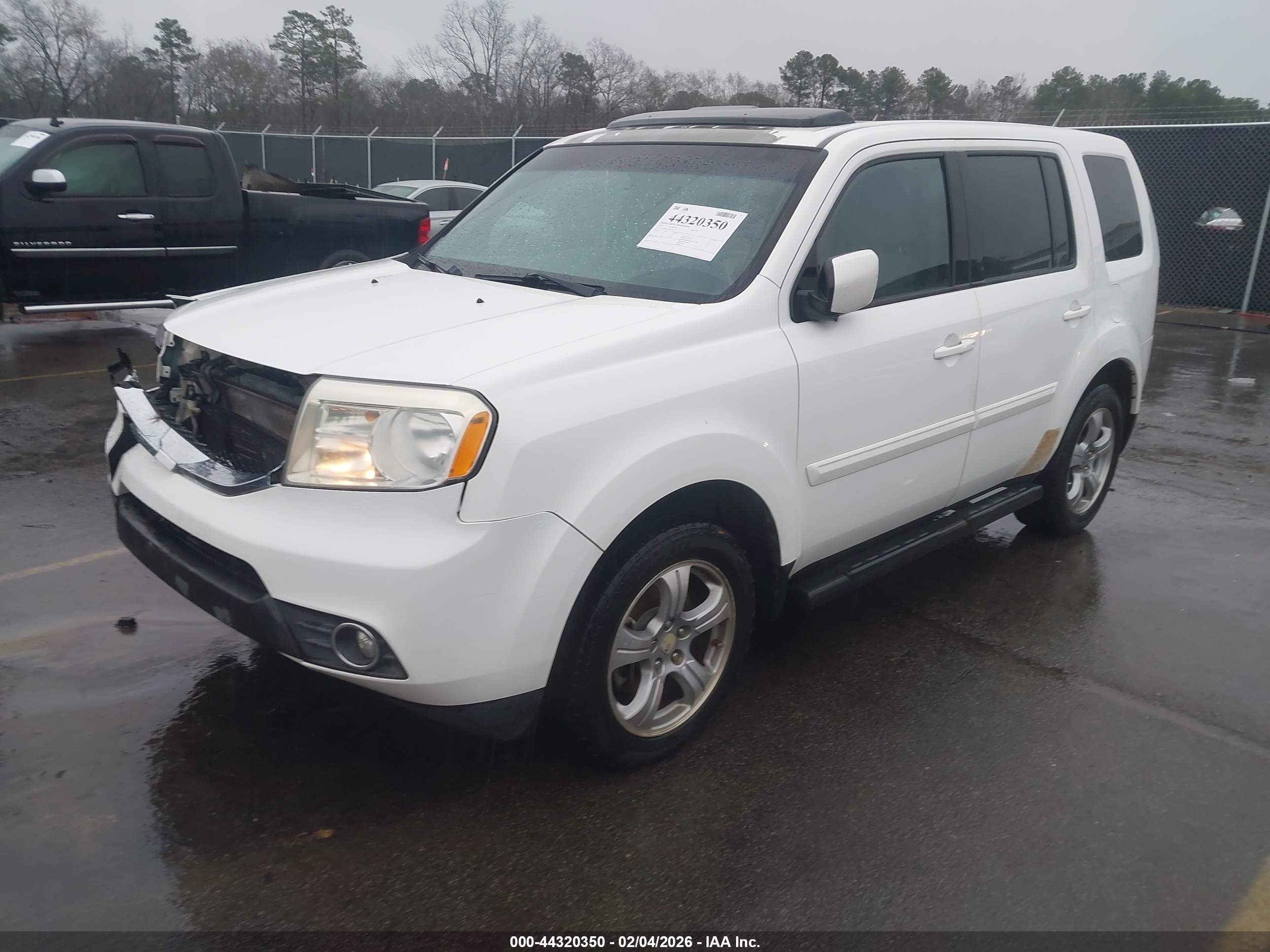 HONDA PILOT image 2