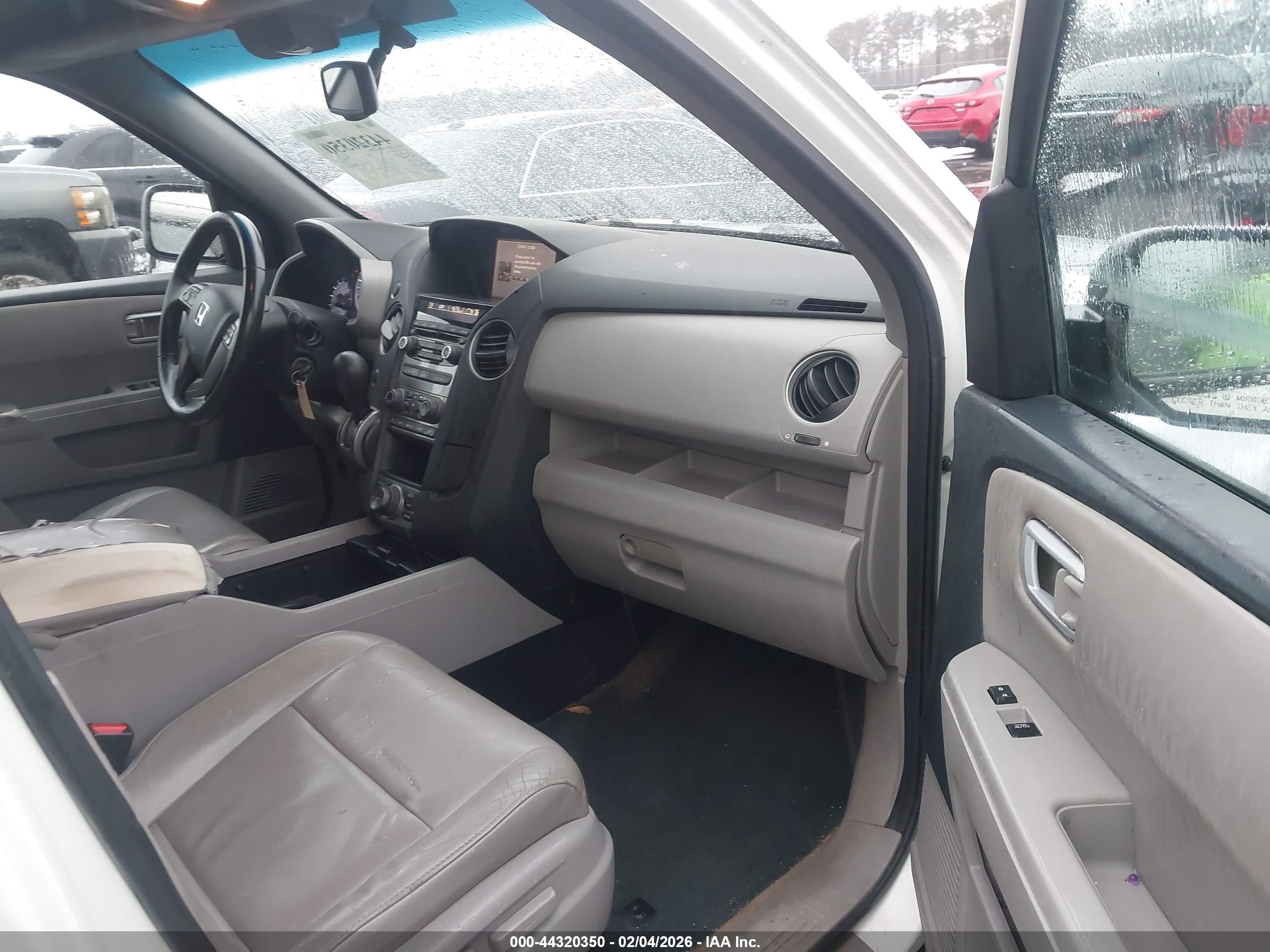 HONDA PILOT image 5