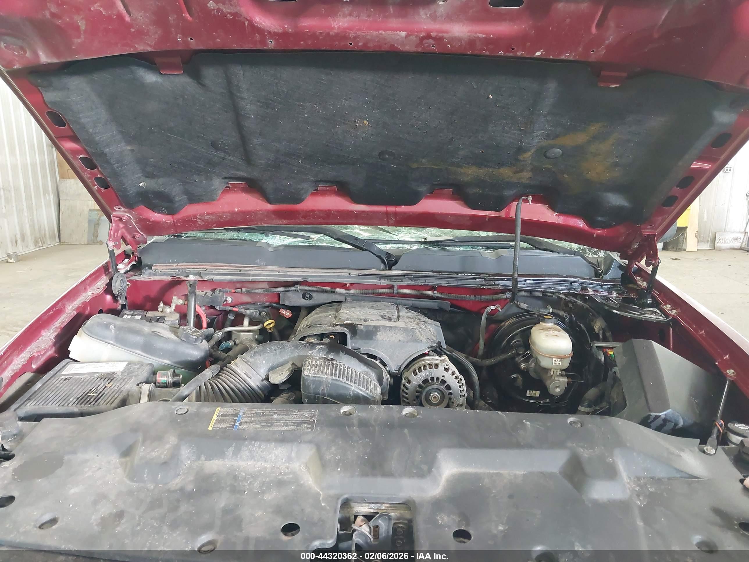CHEVROLET SILVERADO image 10
