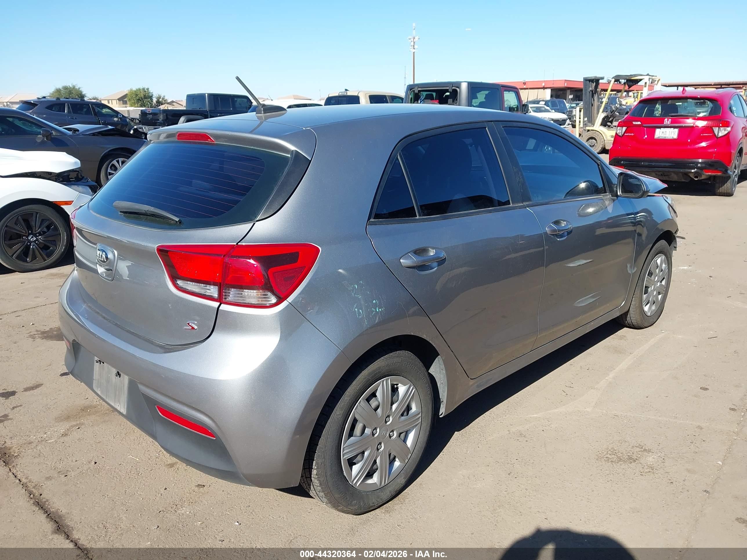 KIA RIO image 4