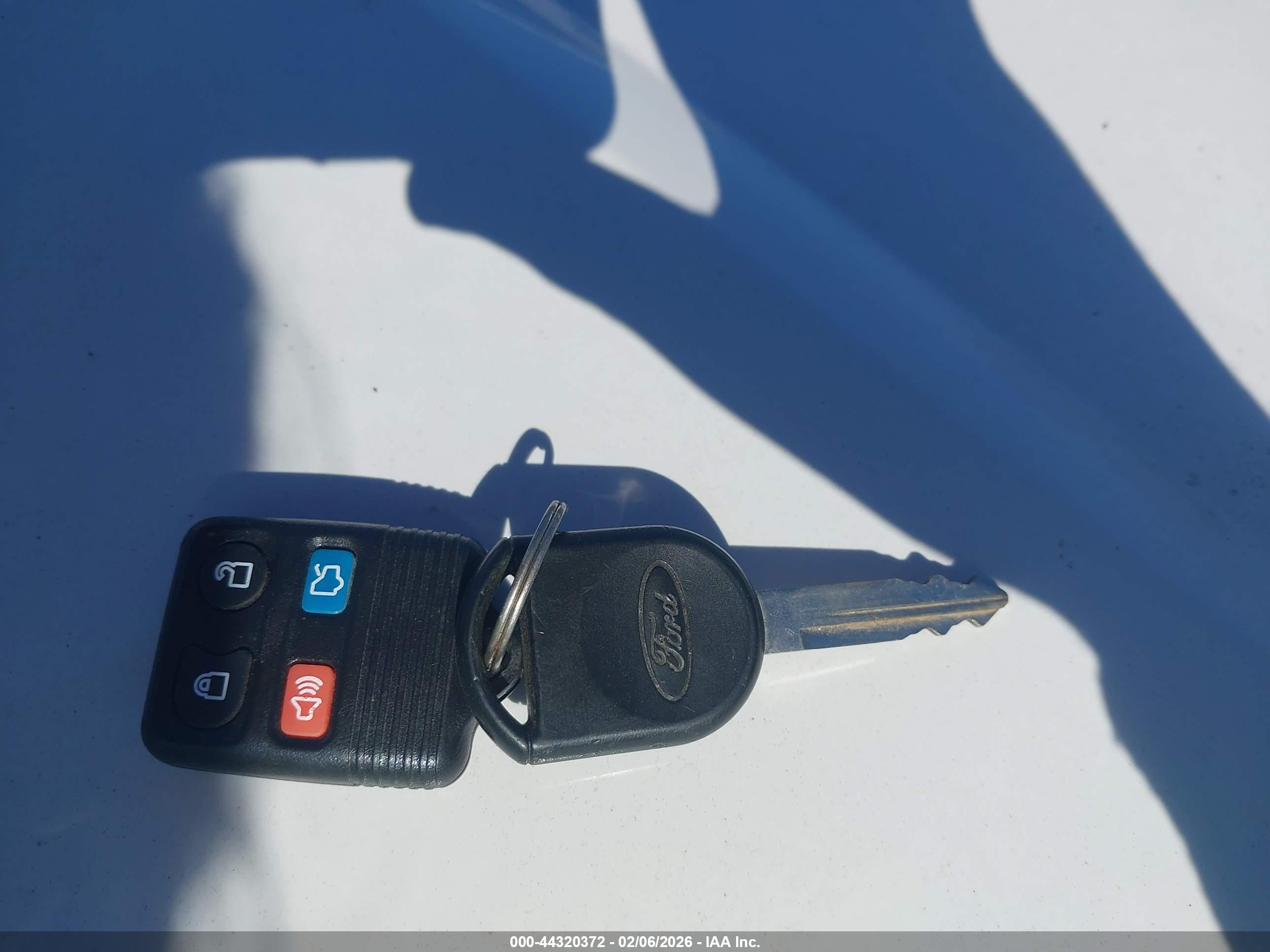 FORD FOCUS image 11