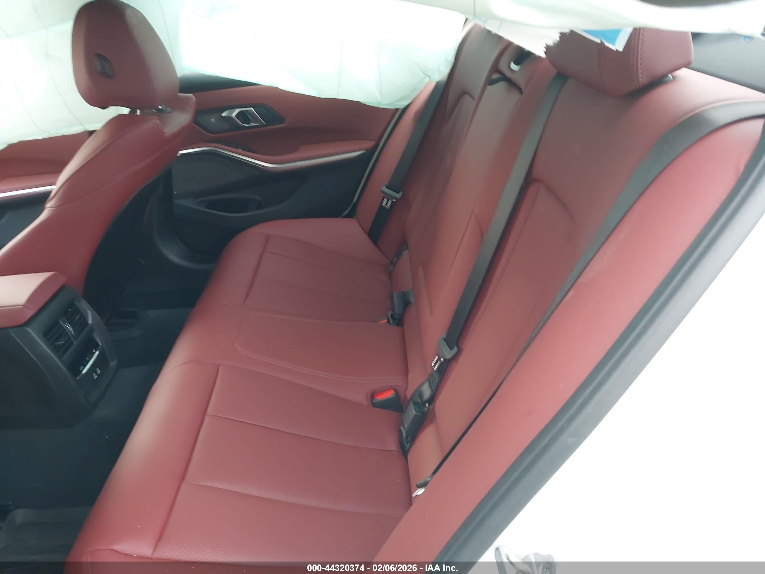 BMW M340I image 8