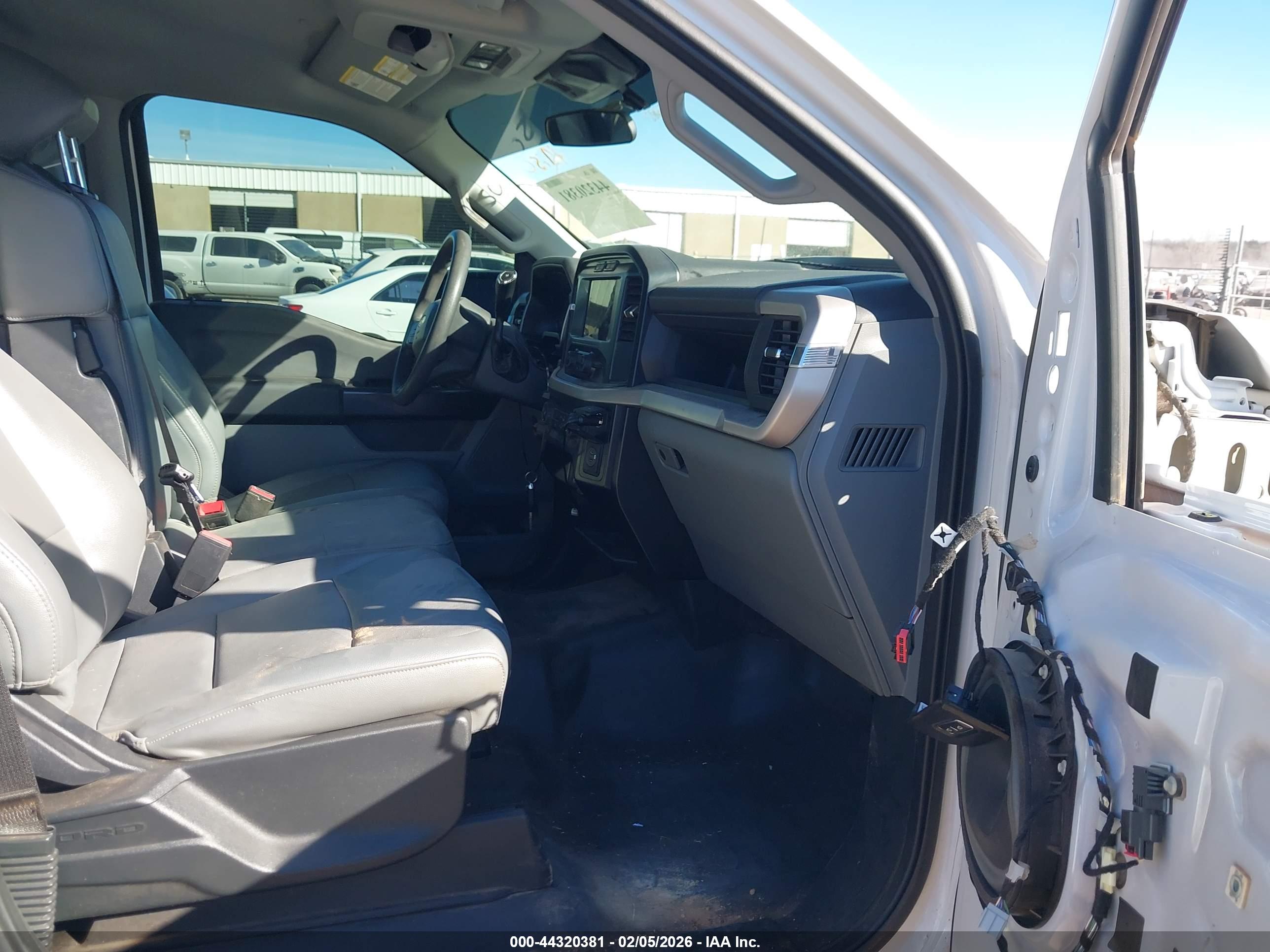 FORD F-150 image 5