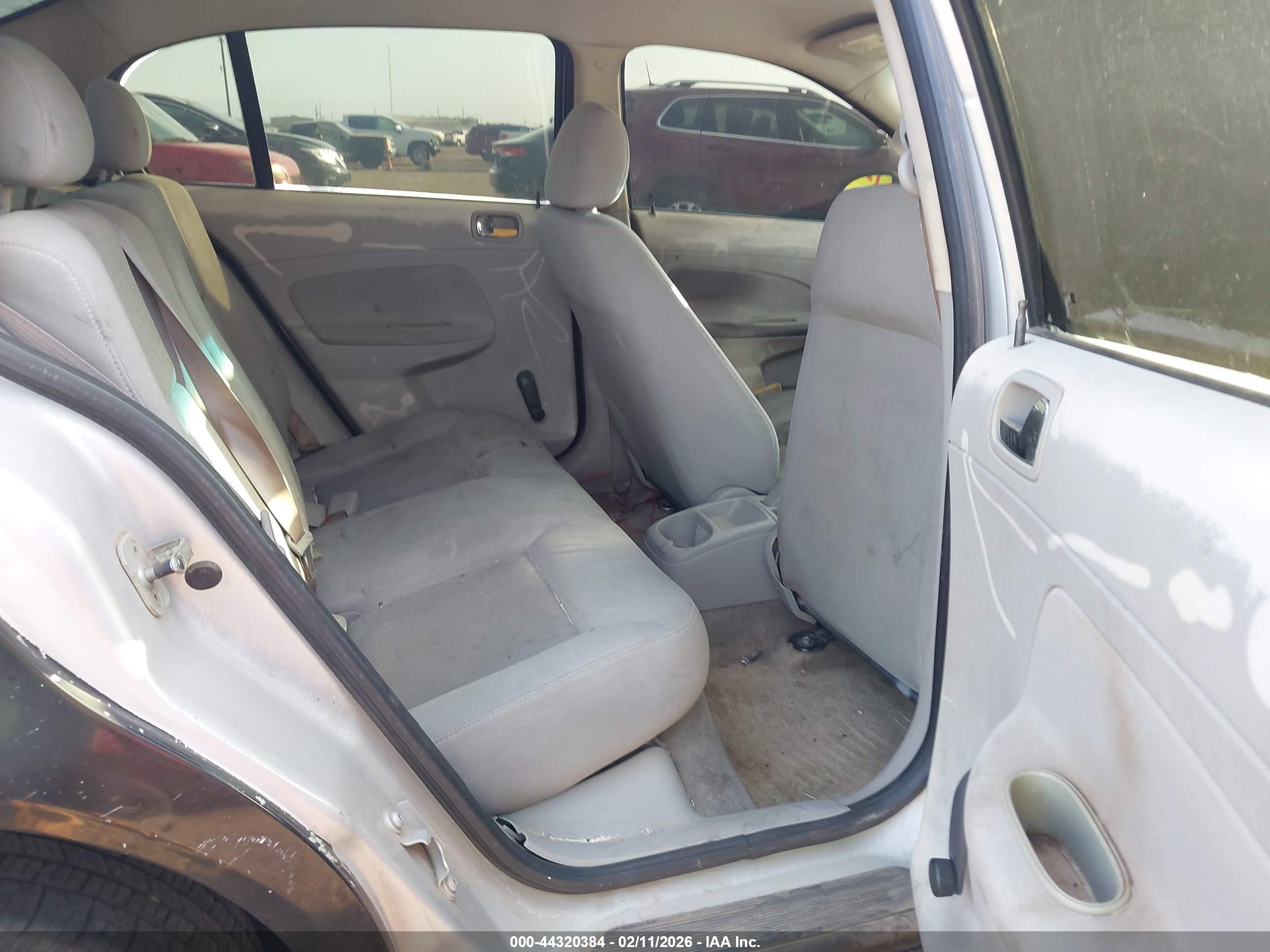 CHEVROLET COBALT image 8