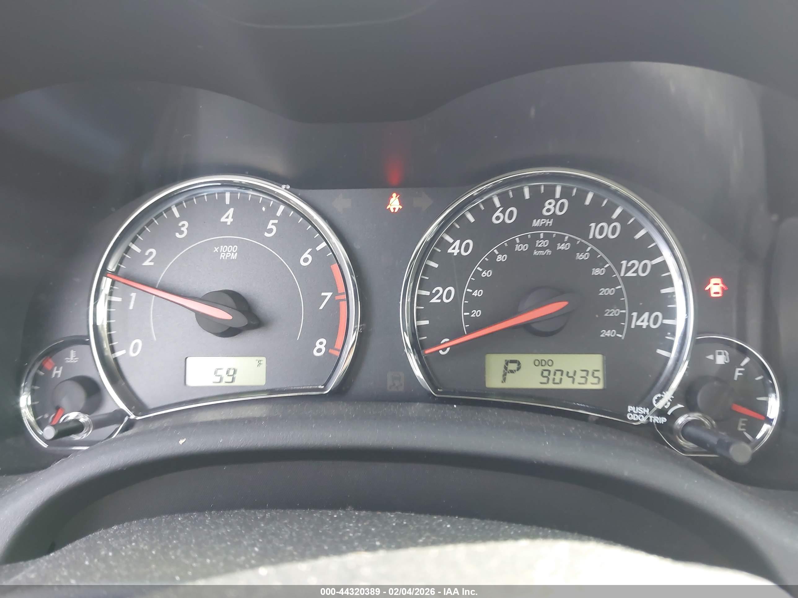 TOYOTA COROLLA image 7