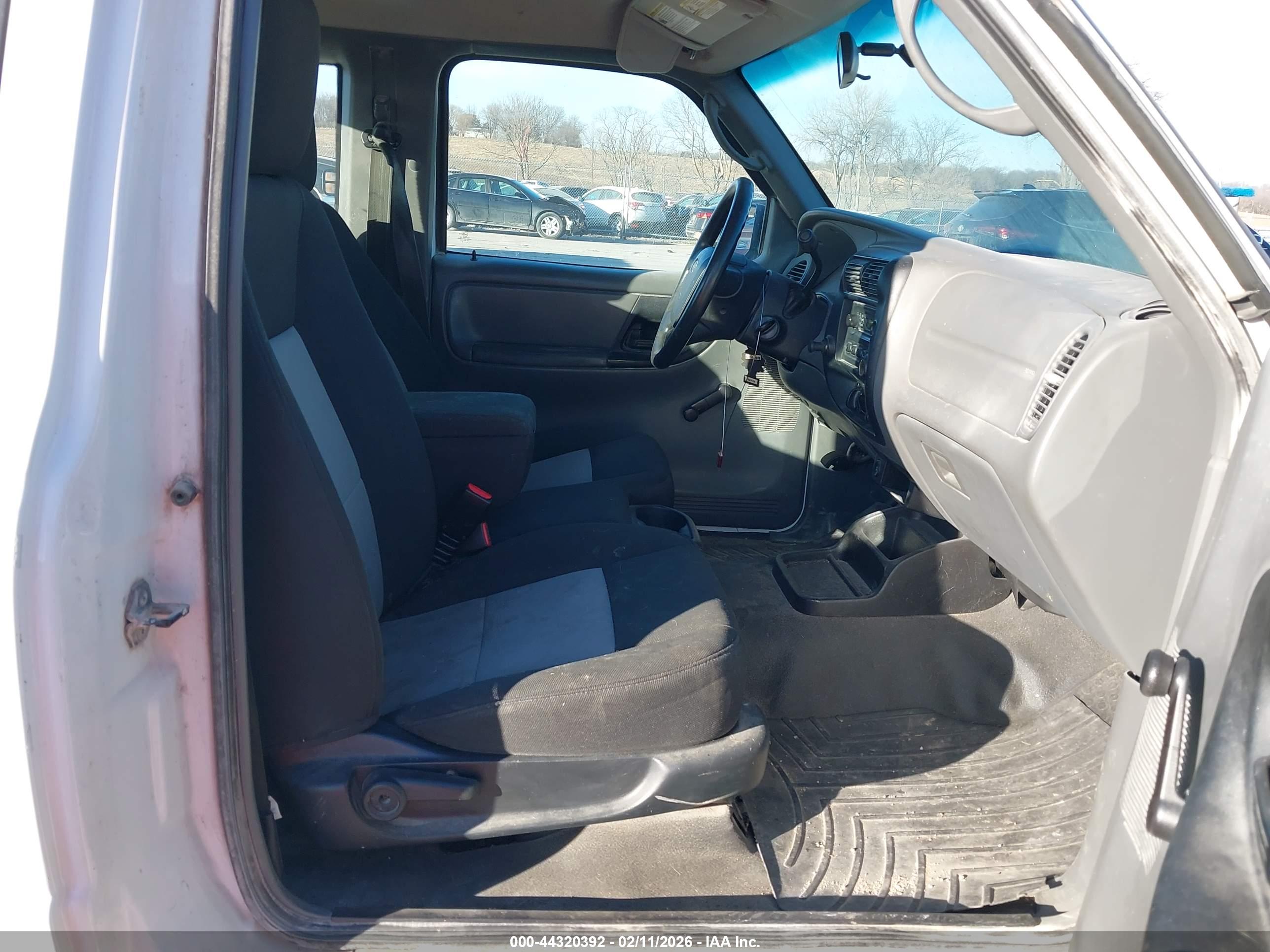 FORD RANGER image 5