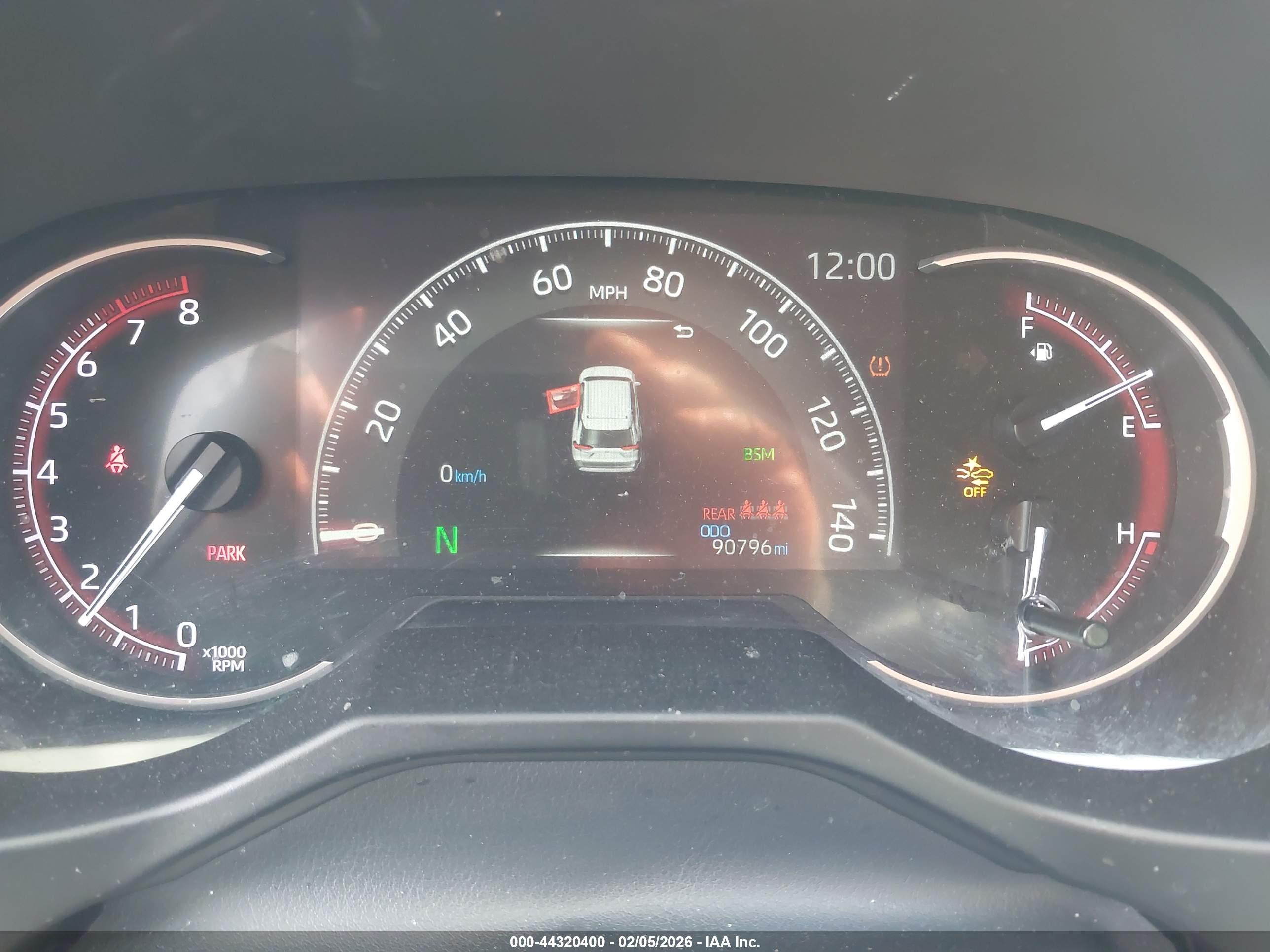 TOYOTA RAV4 image 7