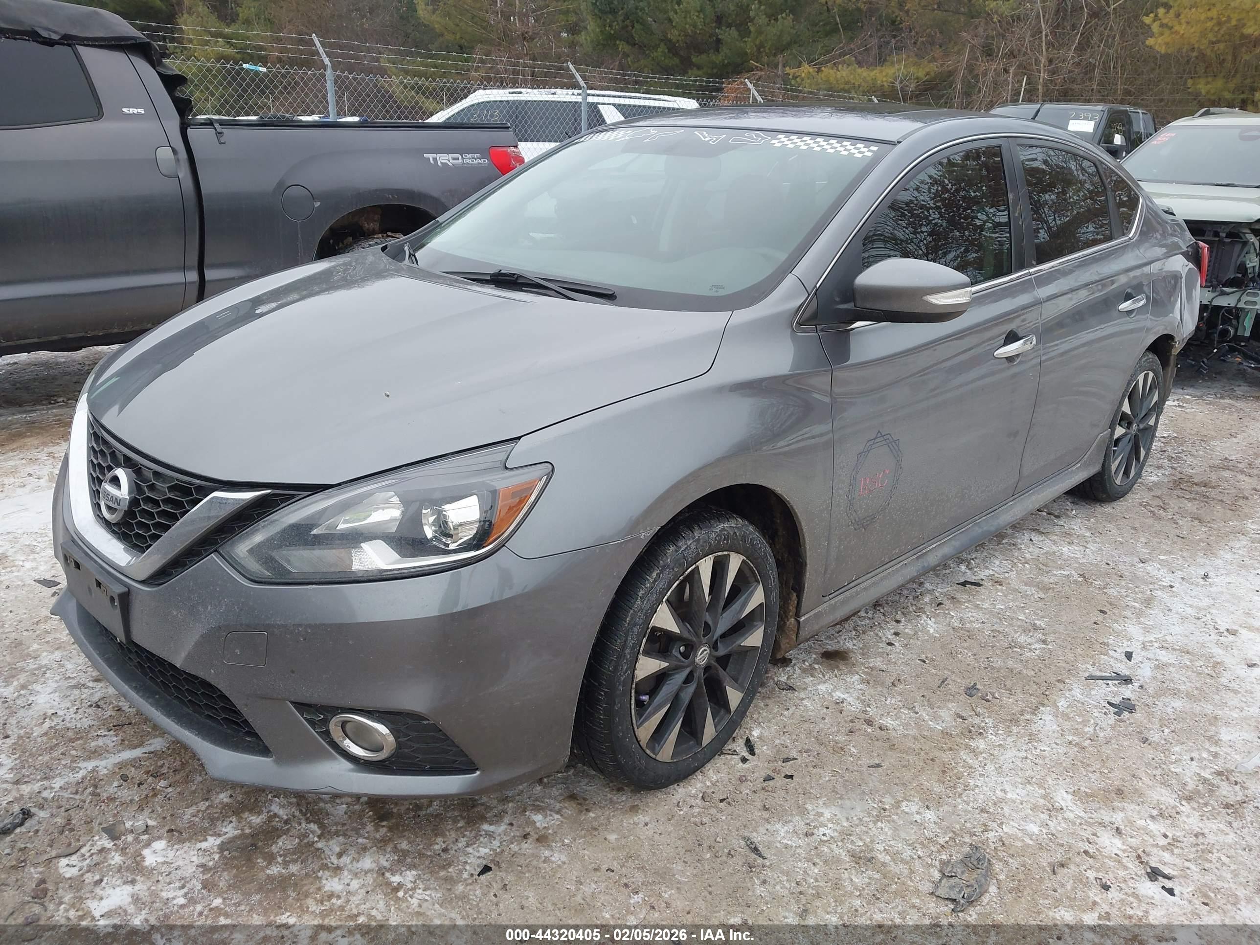 NISSAN SENTRA image 2