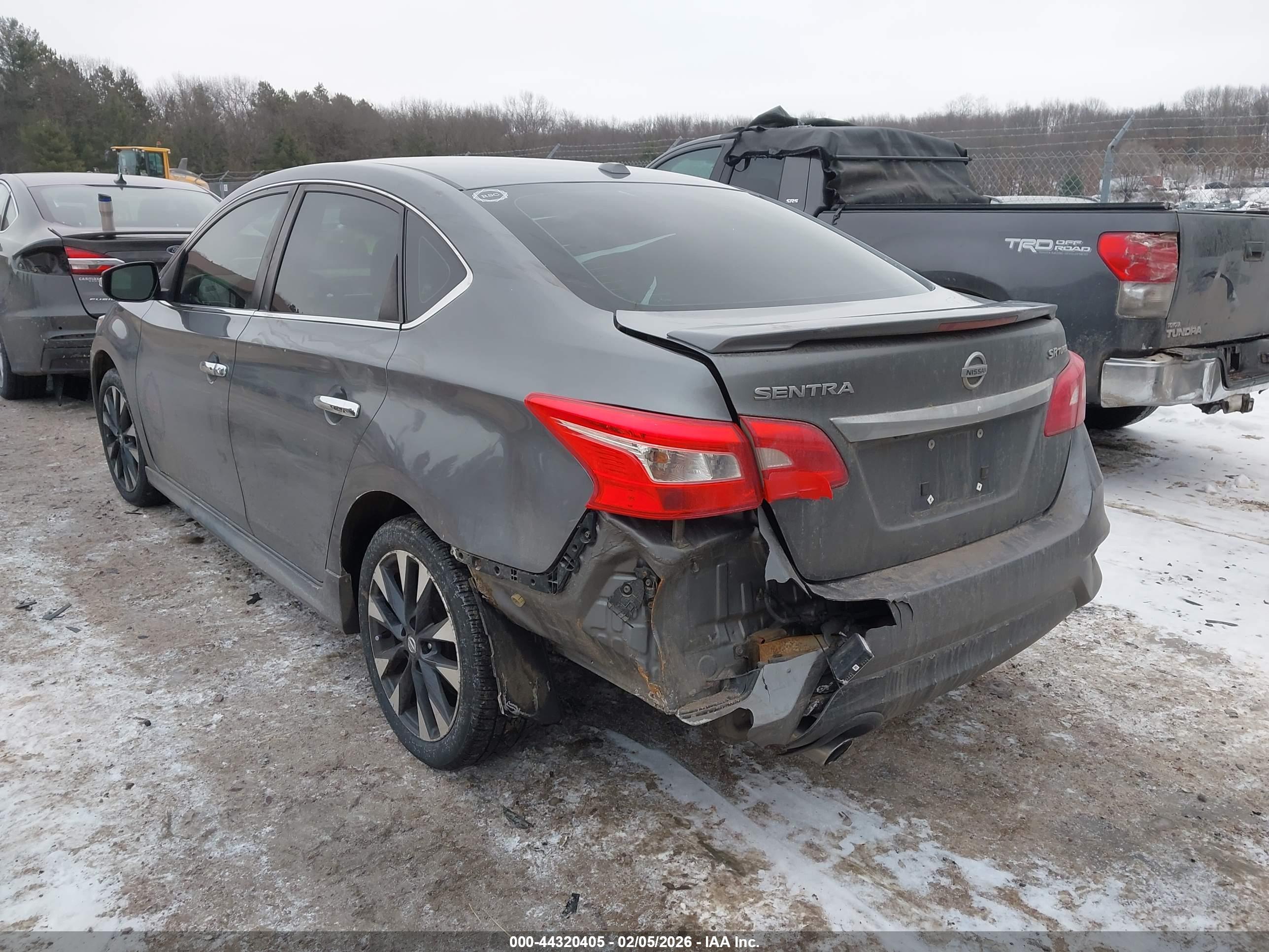 NISSAN SENTRA image 3