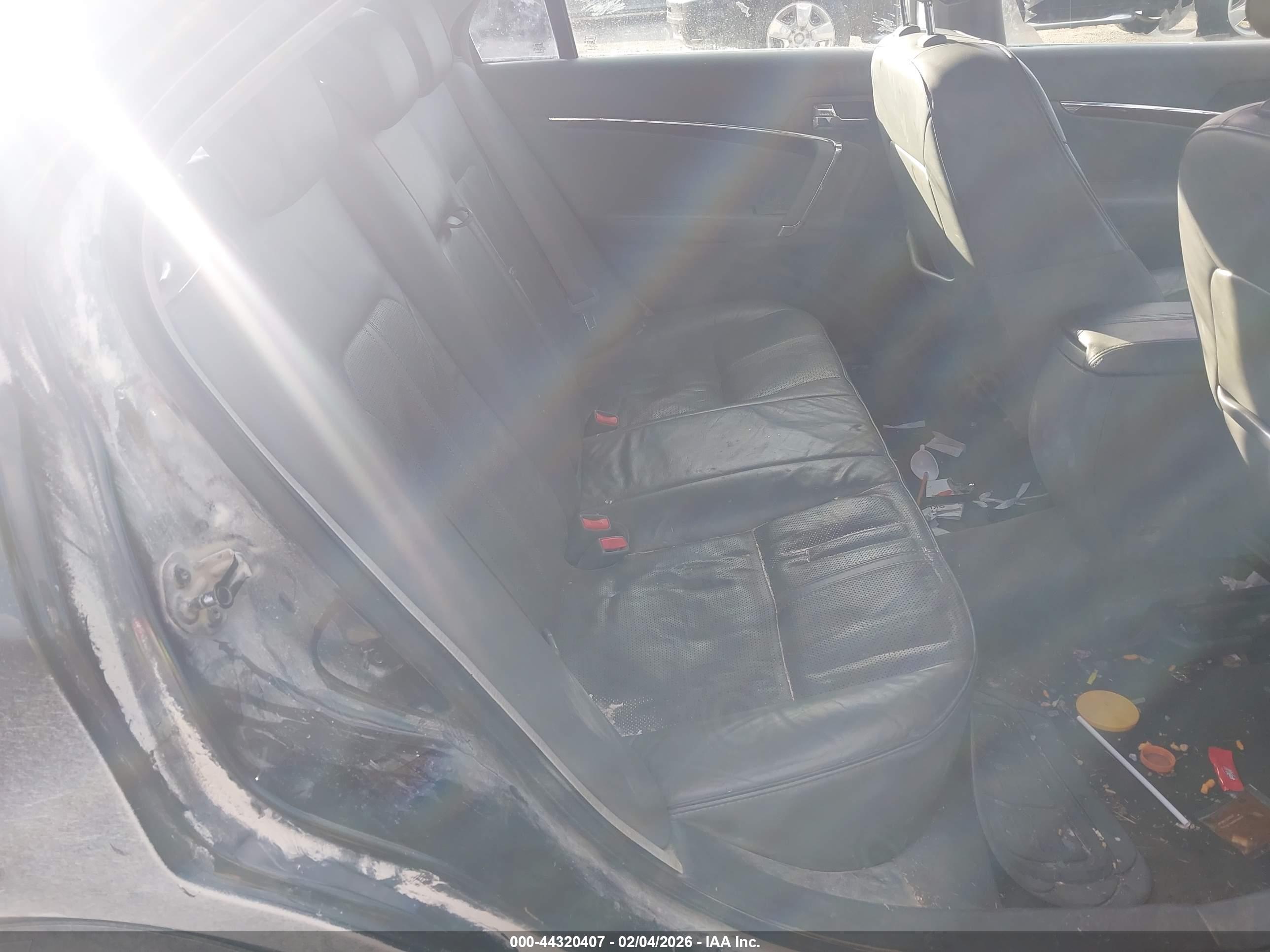 LINCOLN MKZ image 8