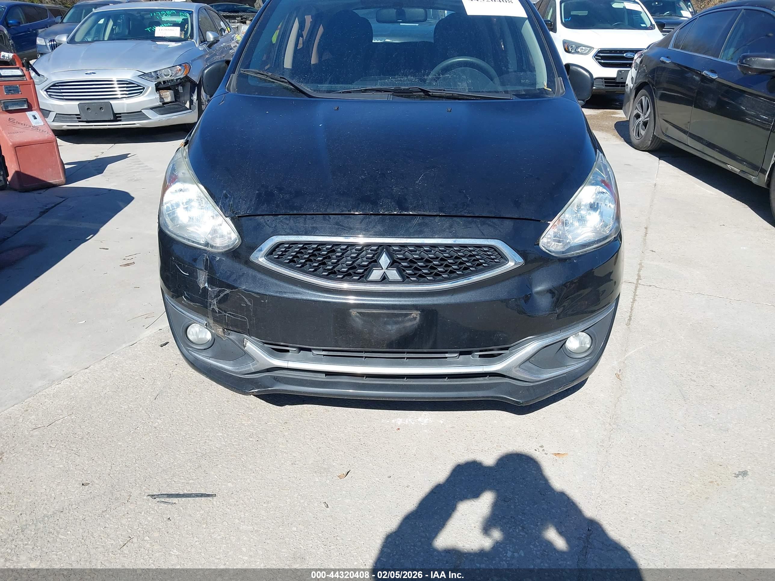 MITSUBISHI MIRAGE image 6