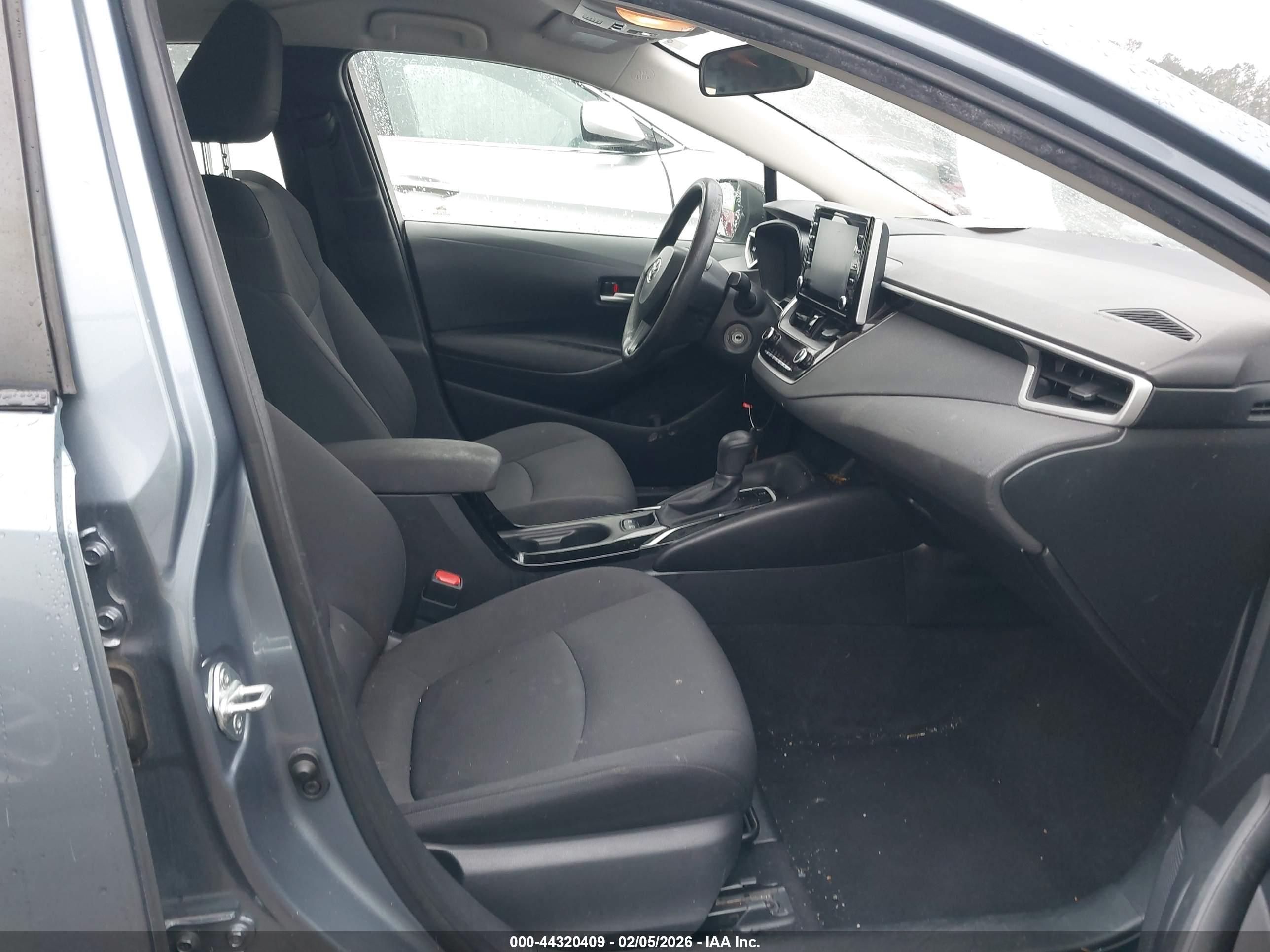 TOYOTA COROLLA image 5