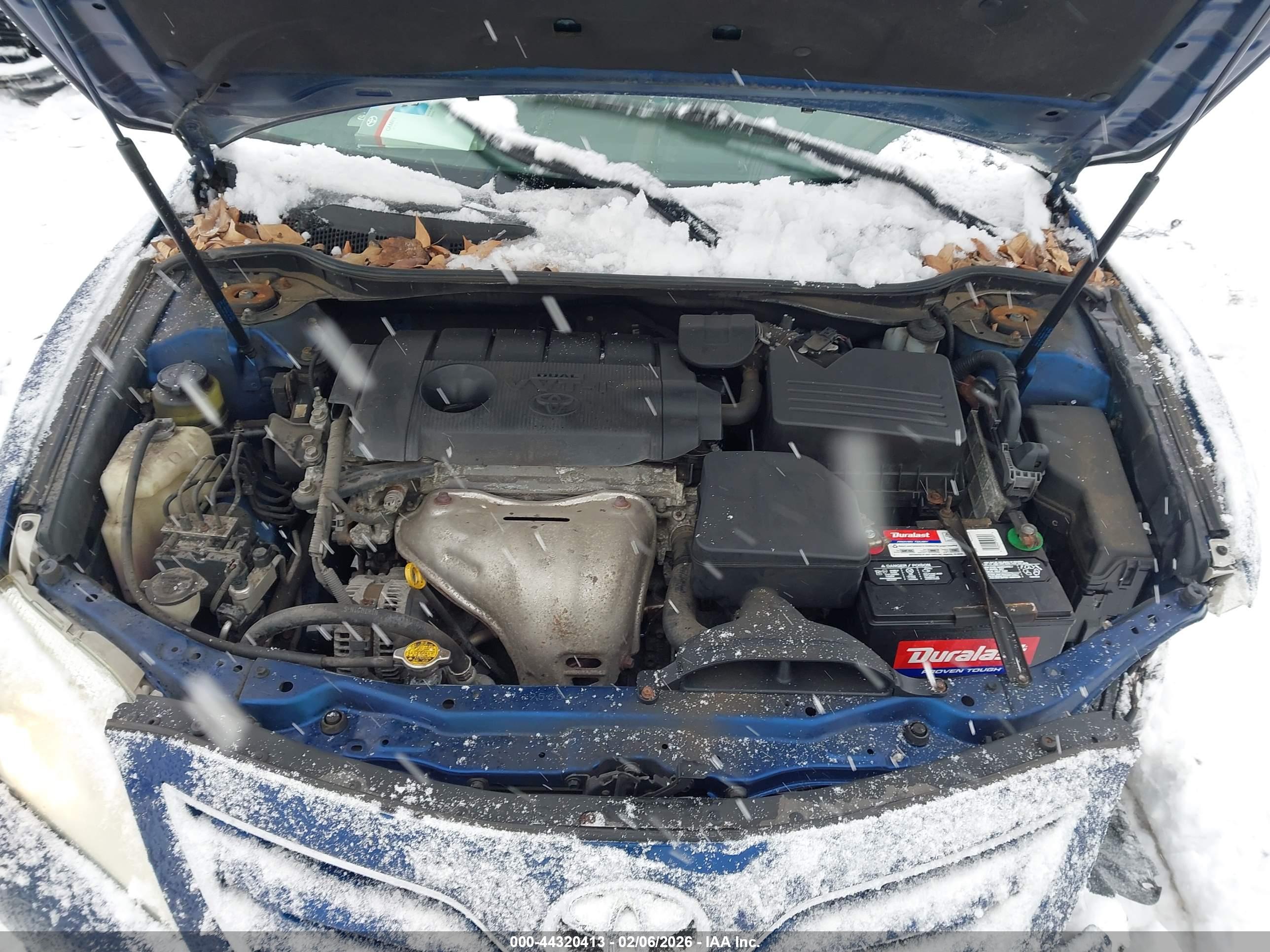 TOYOTA CAMRY image 10