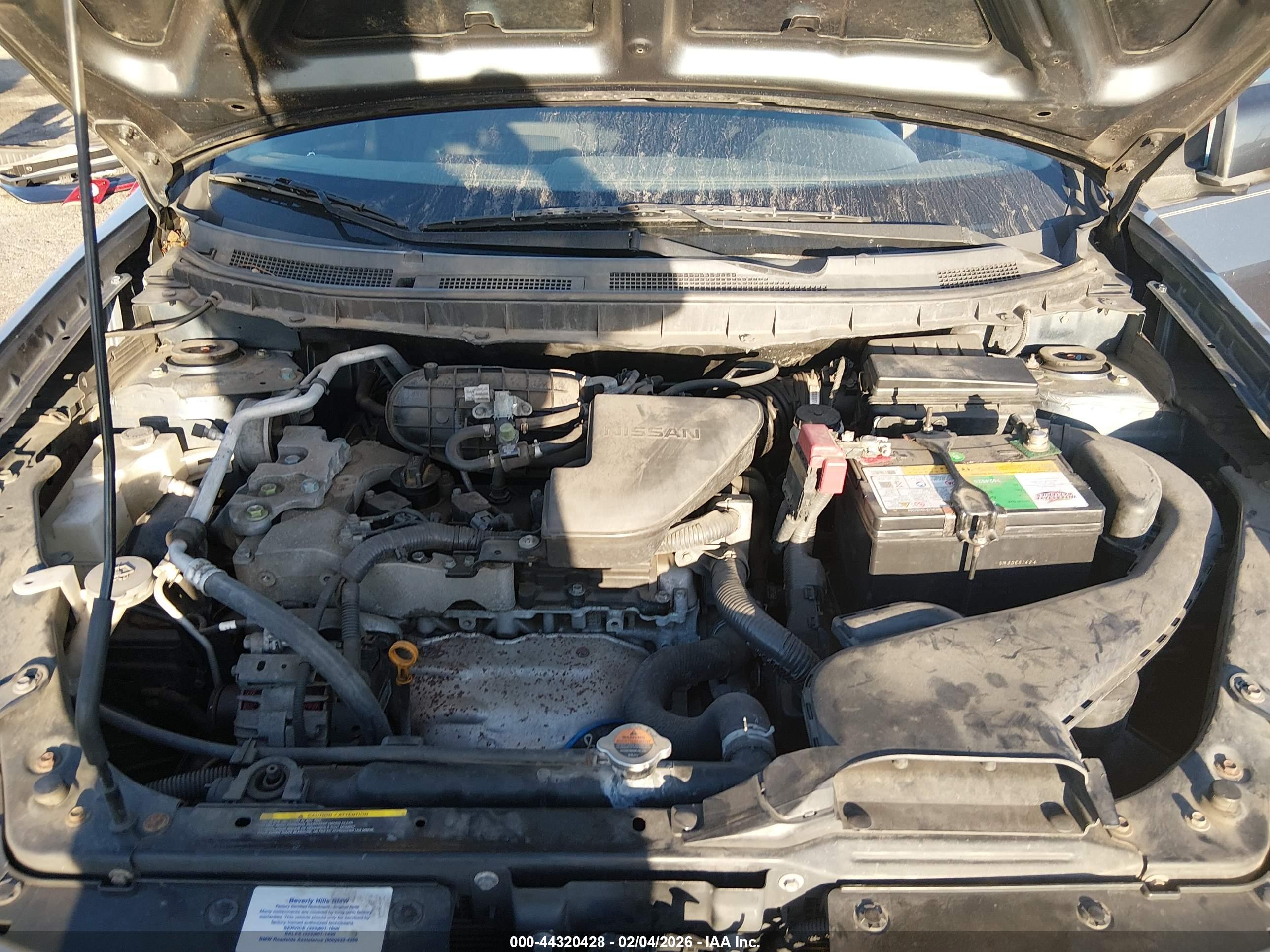 NISSAN ROGUE image 10