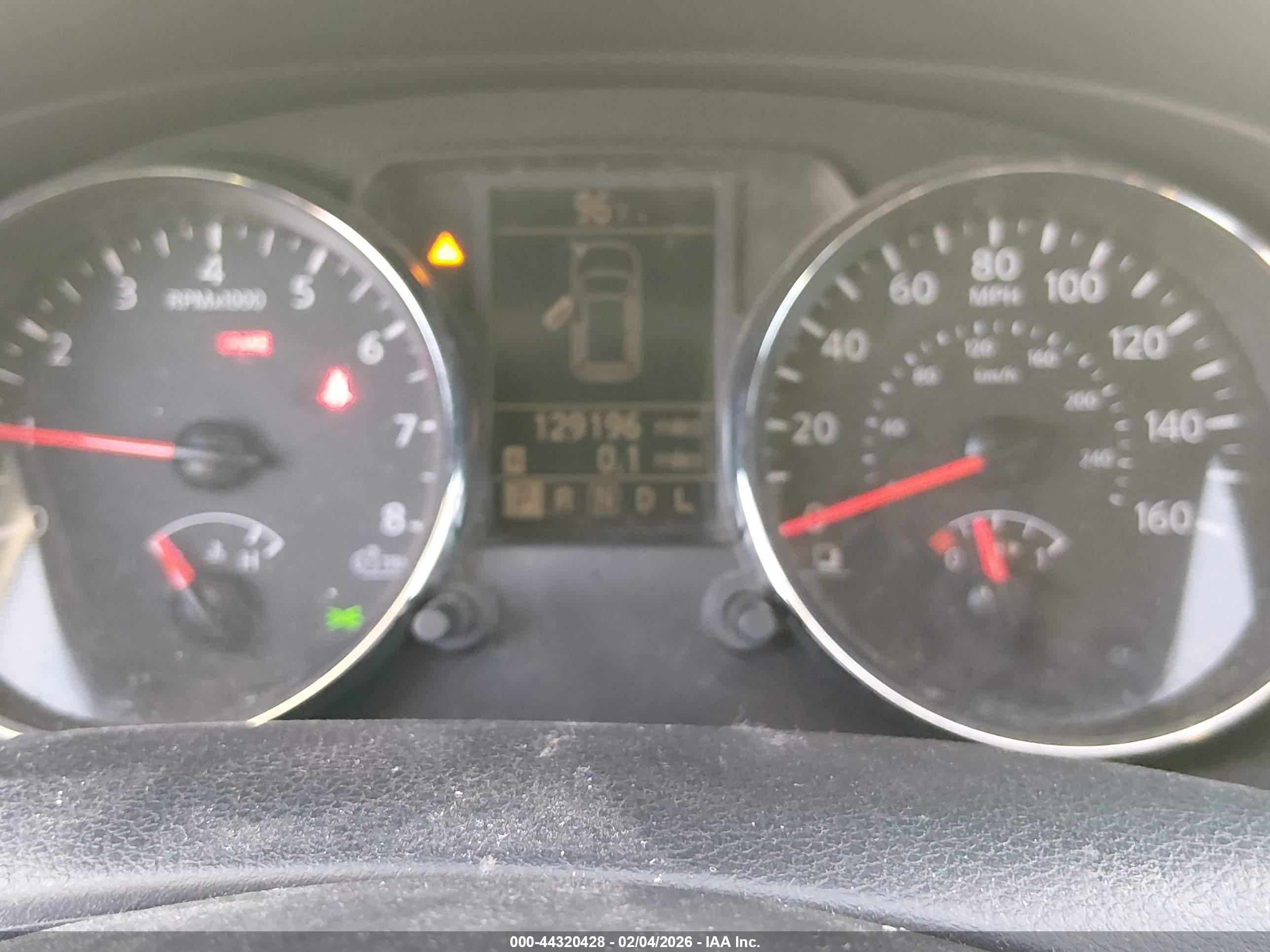 NISSAN ROGUE image 7