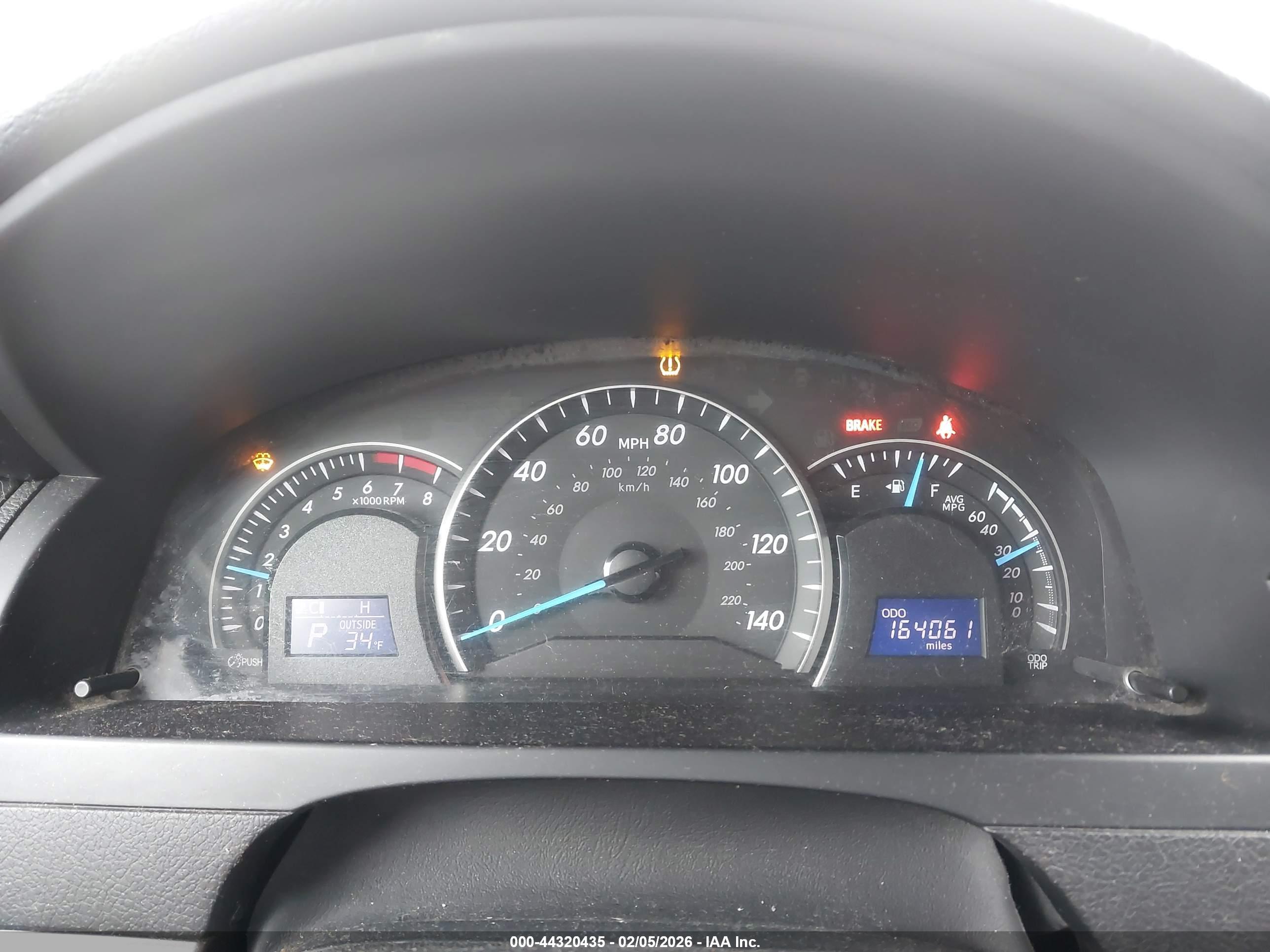 TOYOTA CAMRY image 7