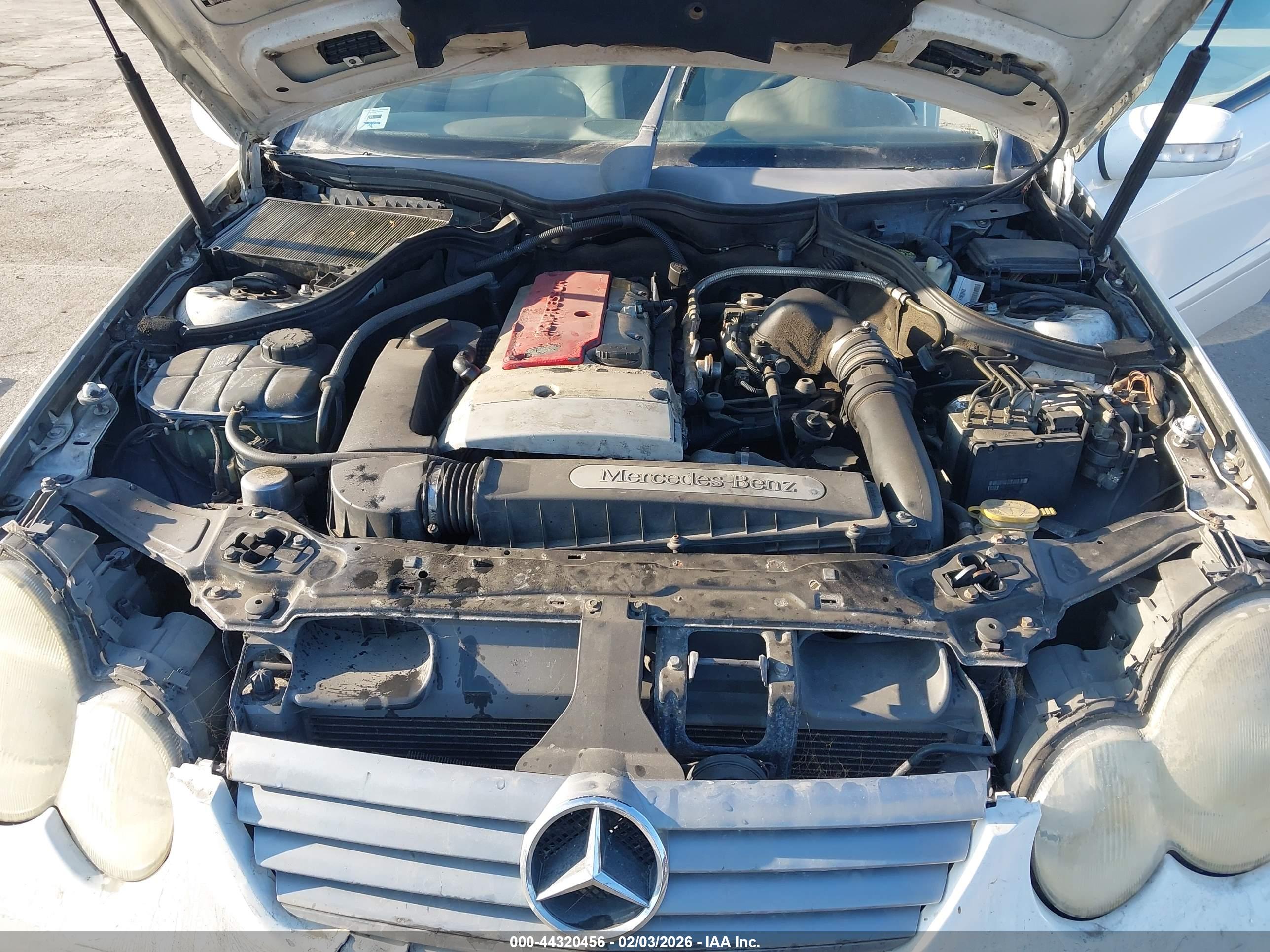 MERCEDES-BENZ C image 10