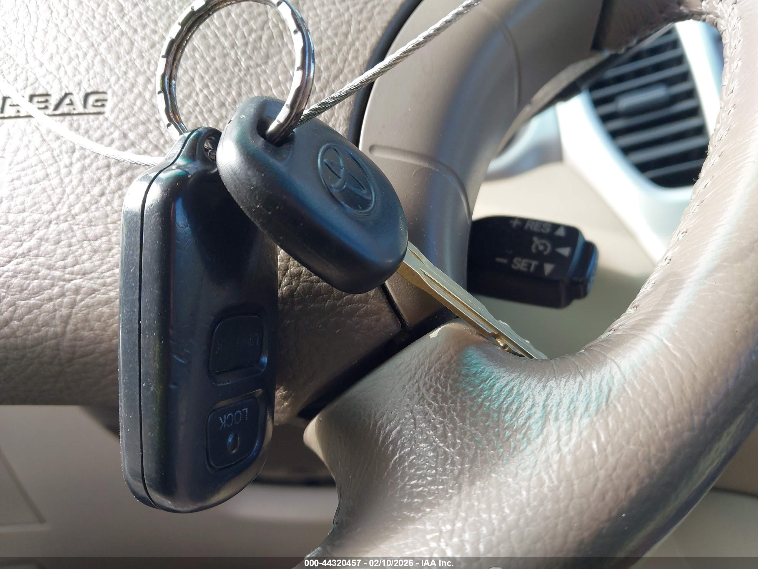 TOYOTA HIGHLANDER image 11
