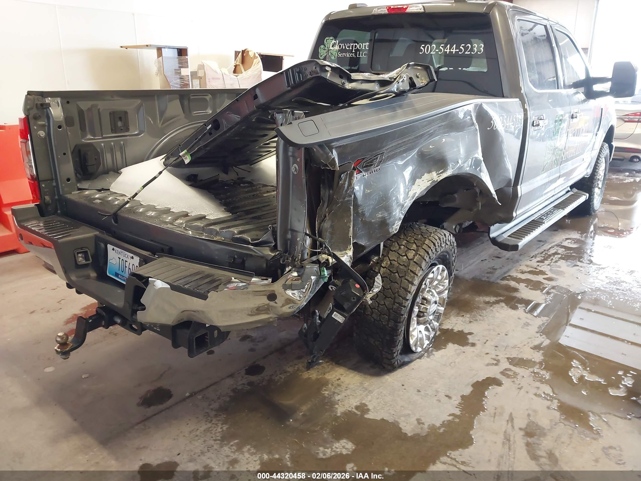 FORD F-250 image 4