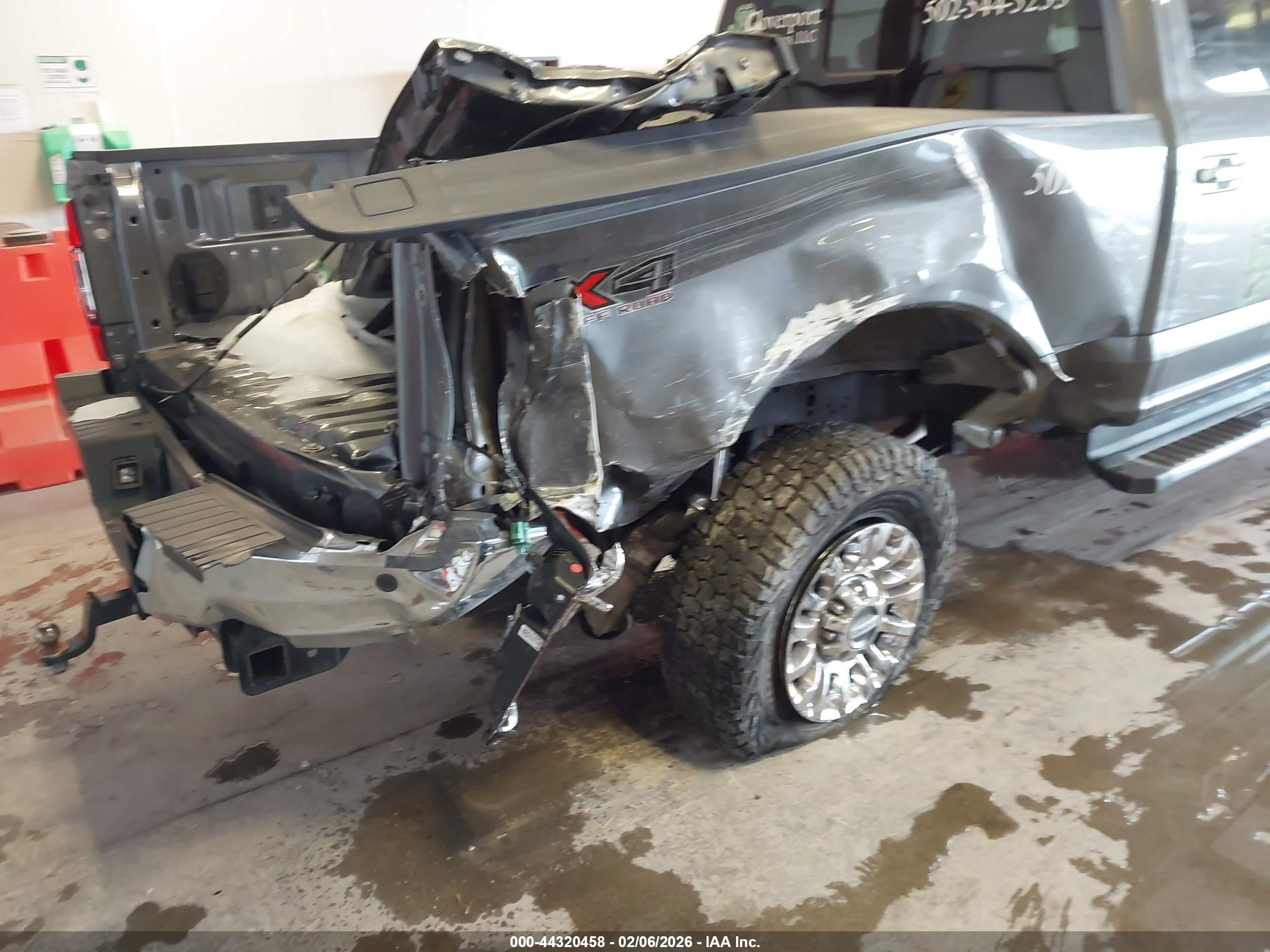 FORD F-250 image 6