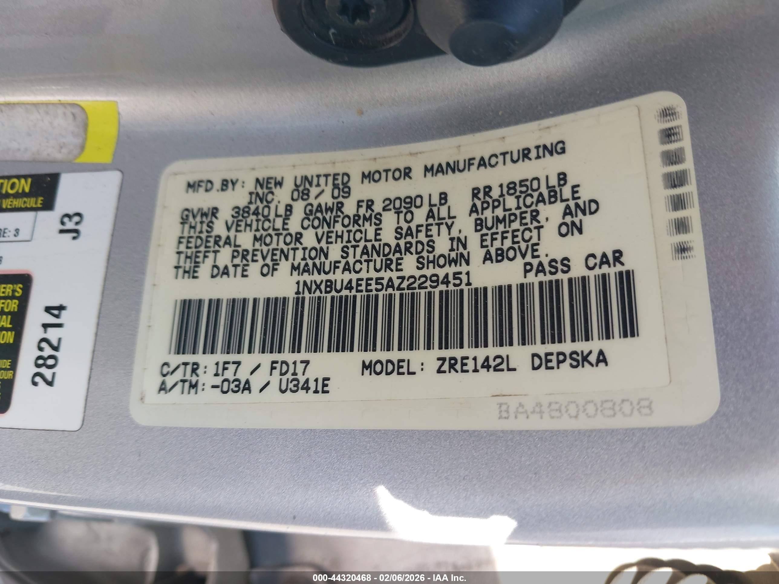 TOYOTA COROLLA image 9