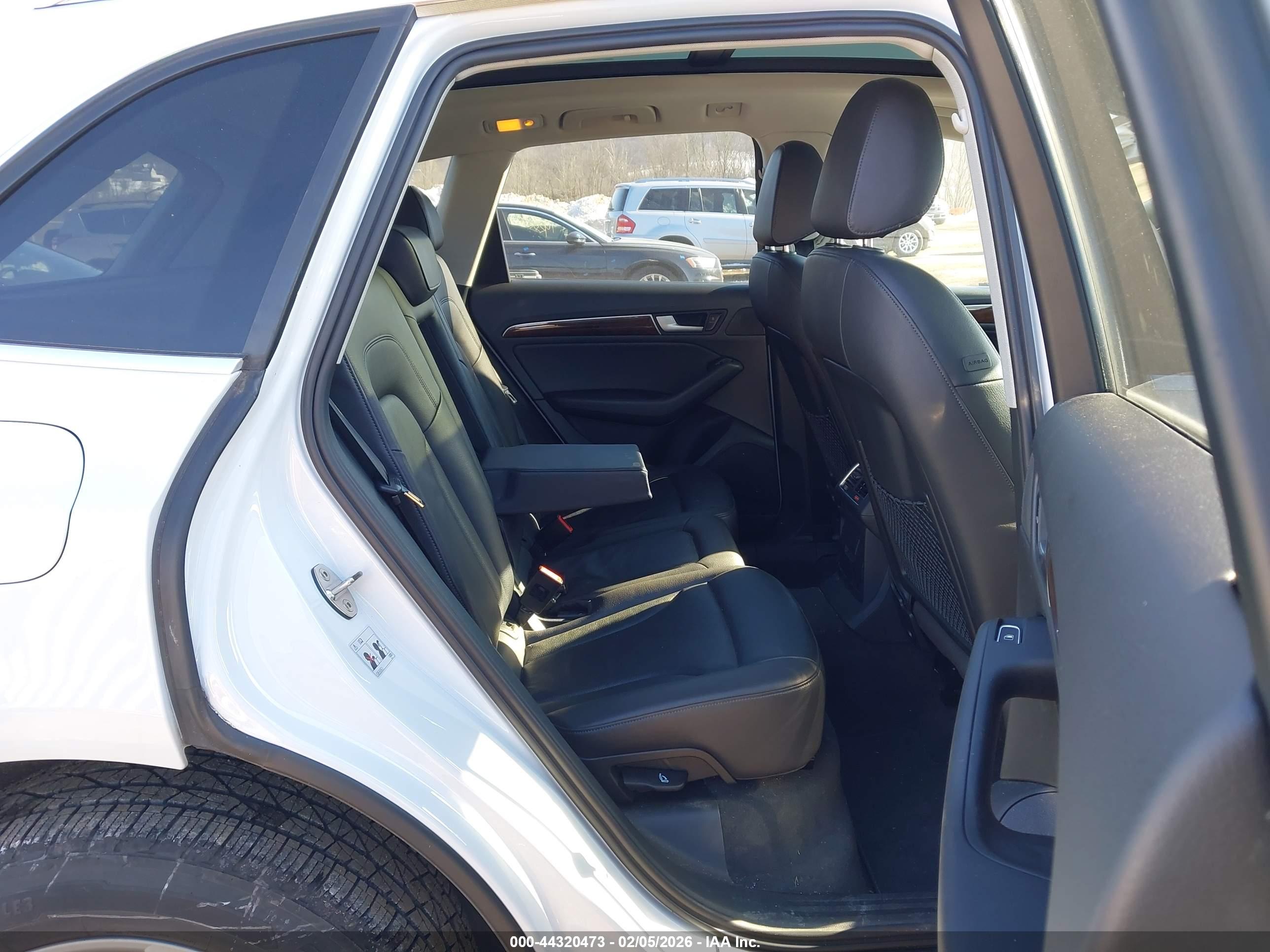 AUDI Q5 image 8