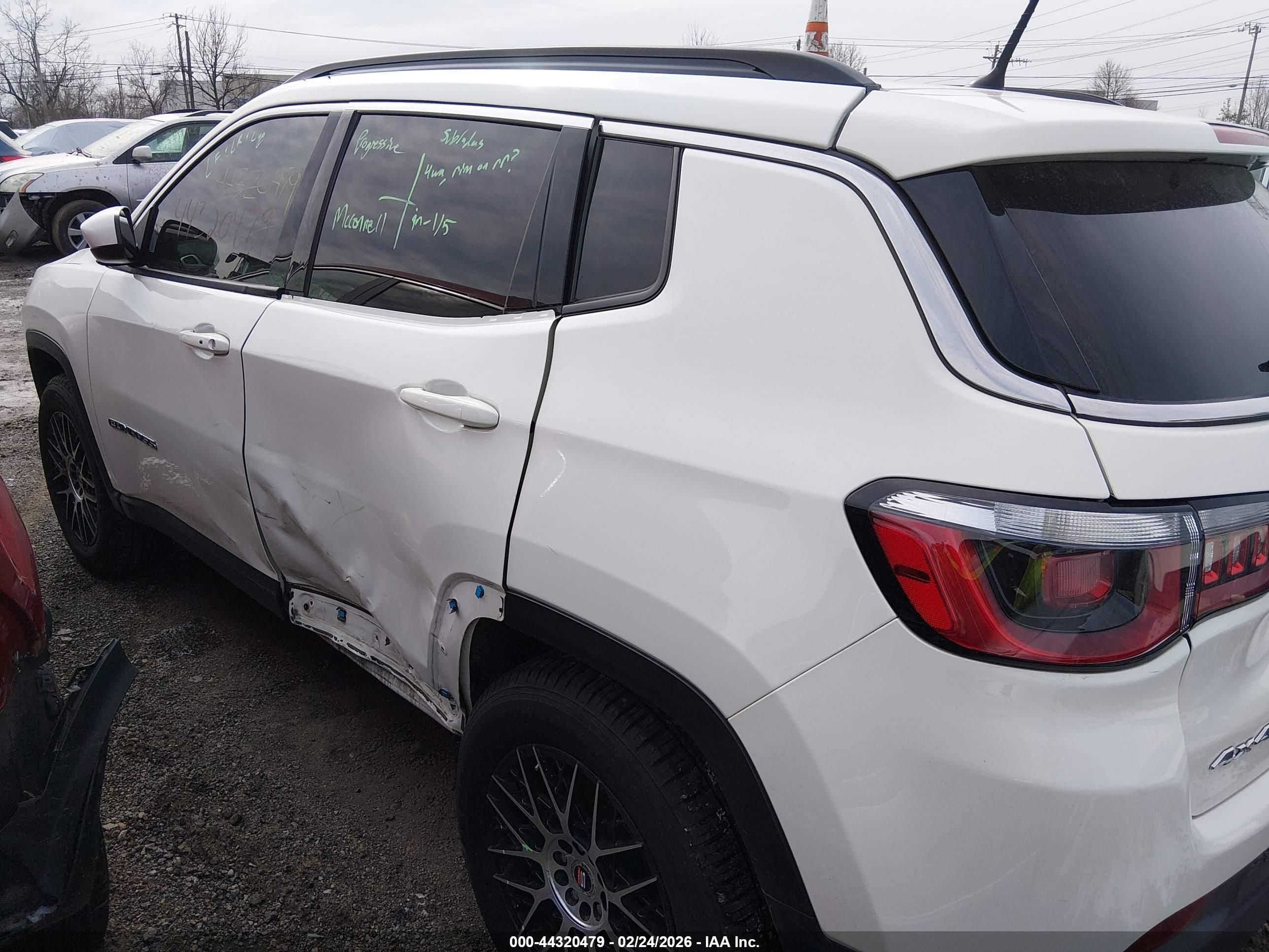 JEEP COMPASS image 3