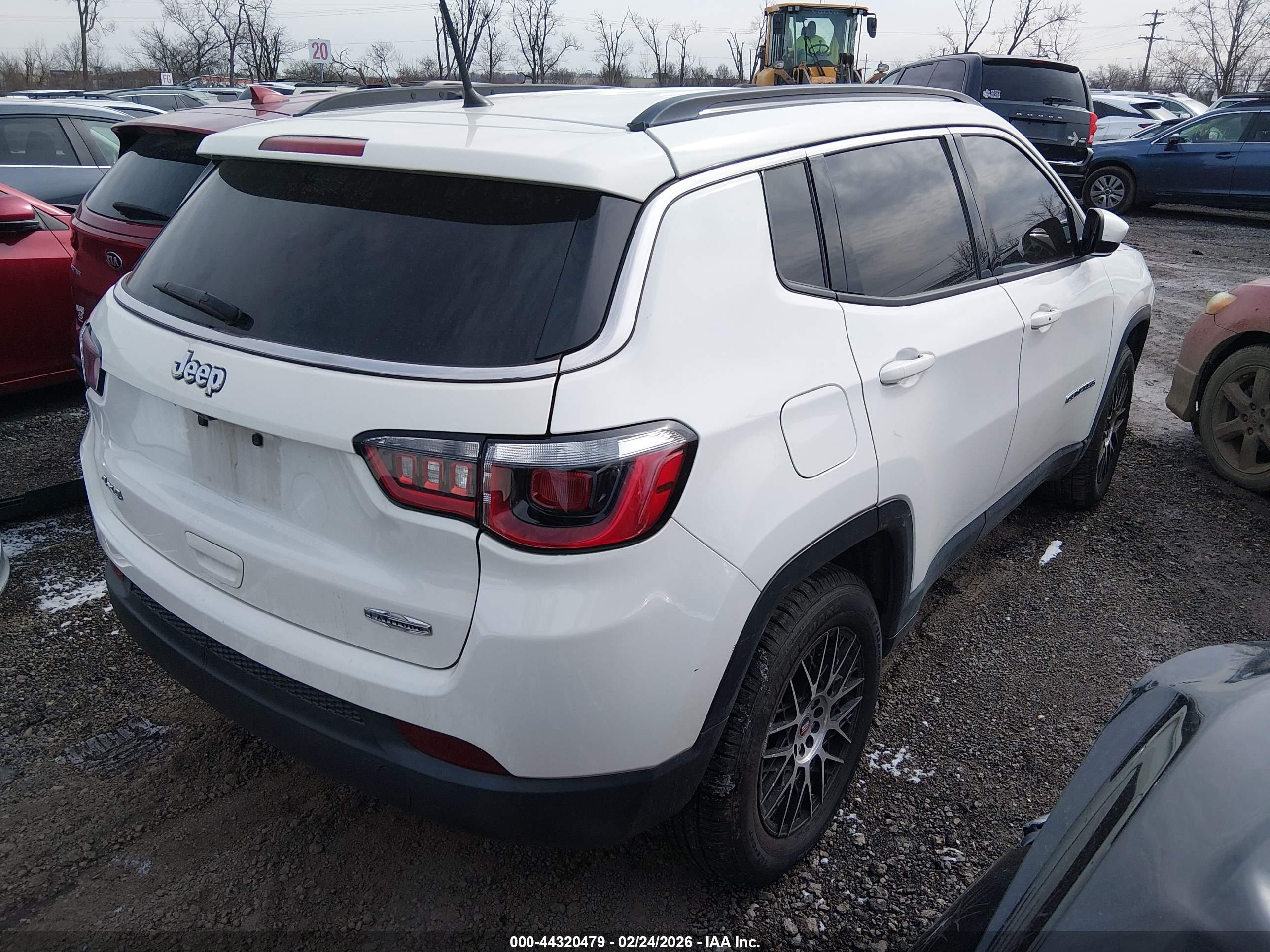JEEP COMPASS image 4
