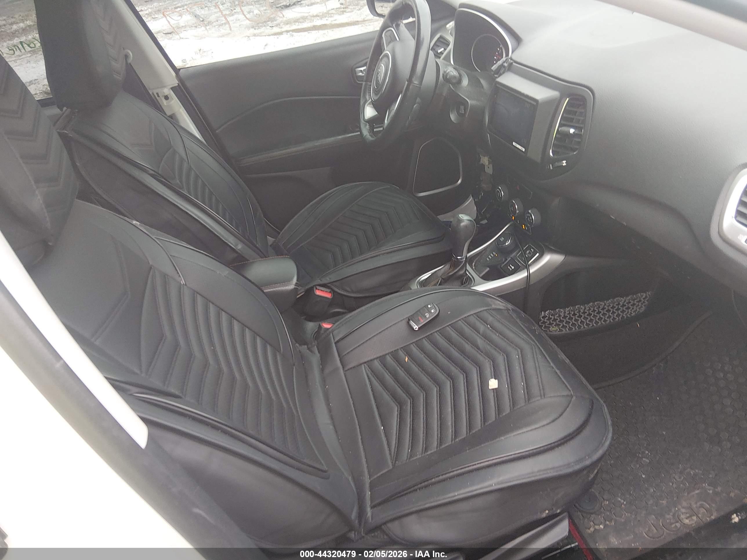 JEEP COMPASS image 5