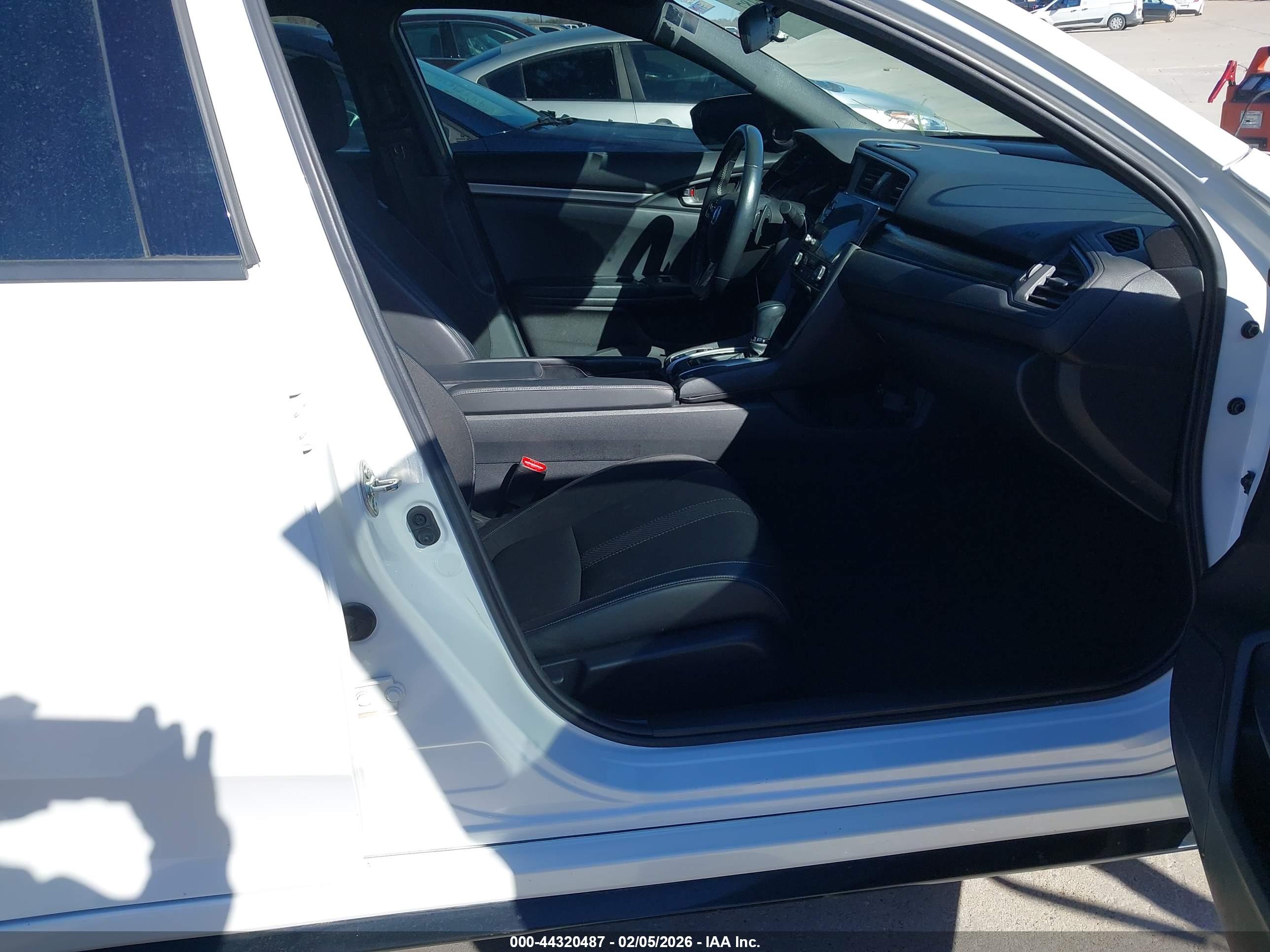 HONDA CIVIC image 5