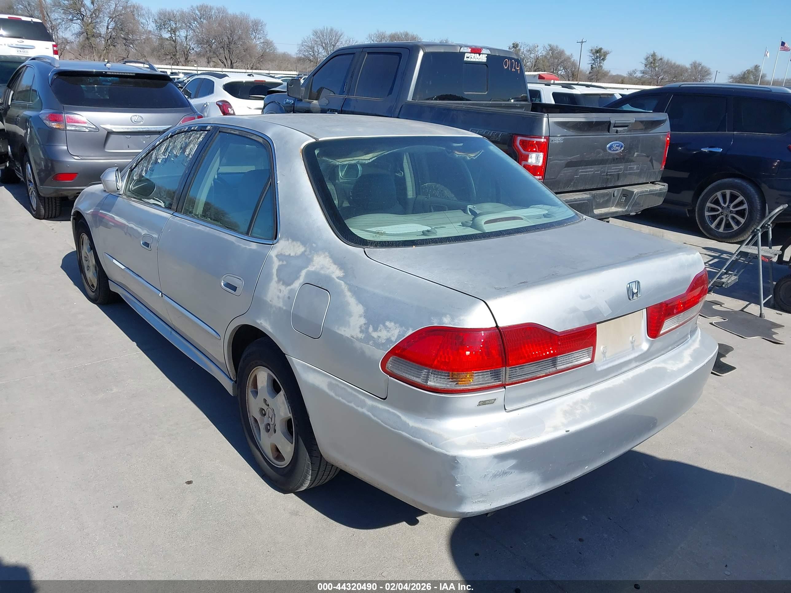 HONDA ACCORD image 3