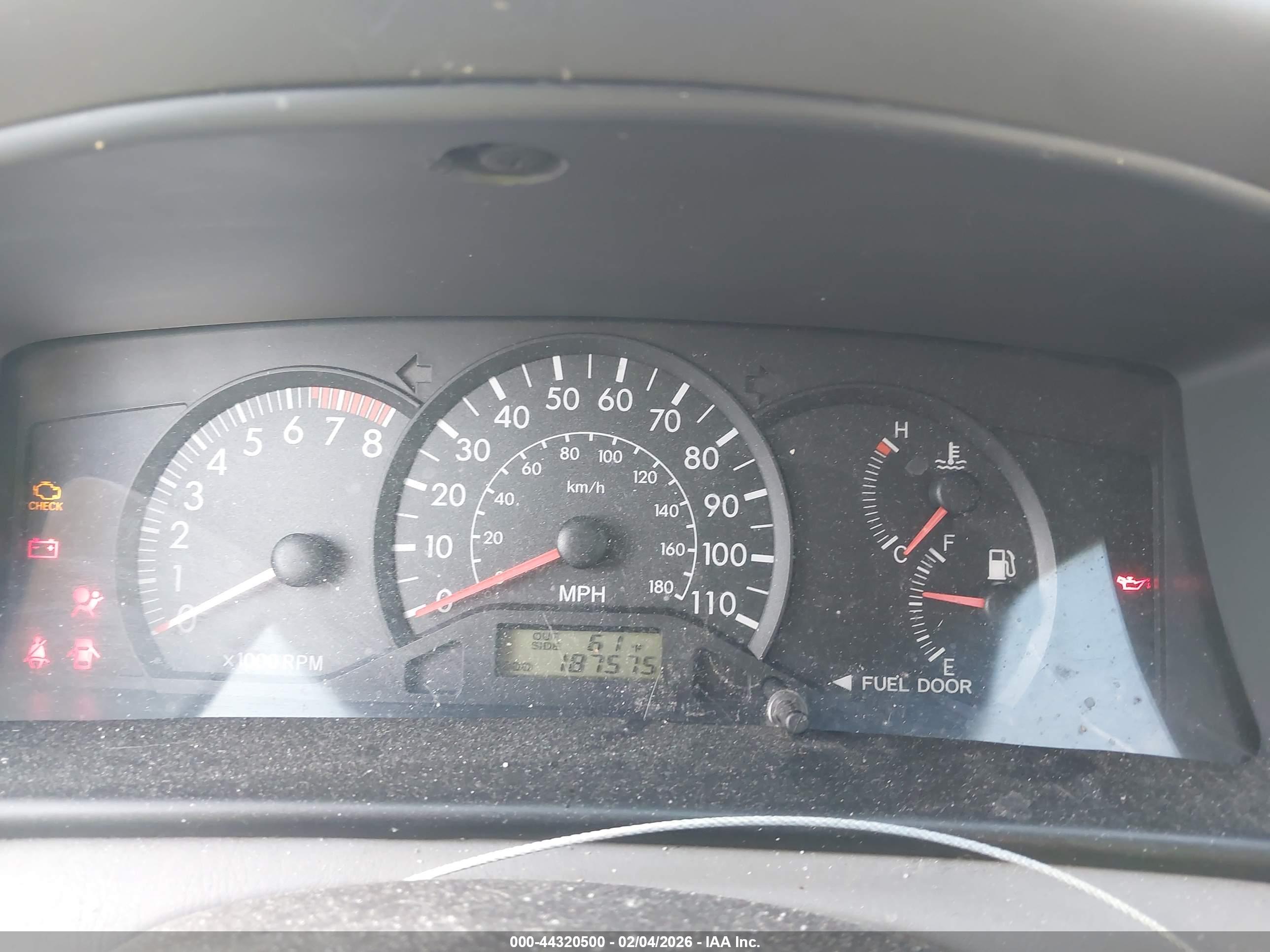 TOYOTA COROLLA image 7