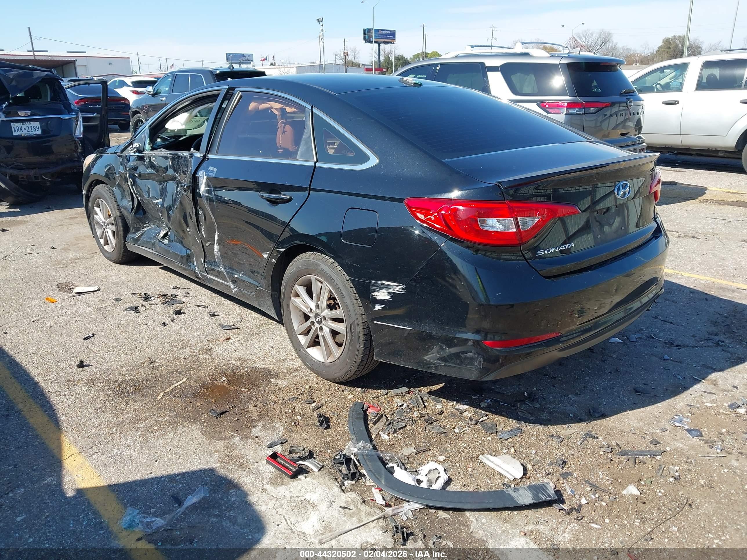 HYUNDAI SONATA image 3
